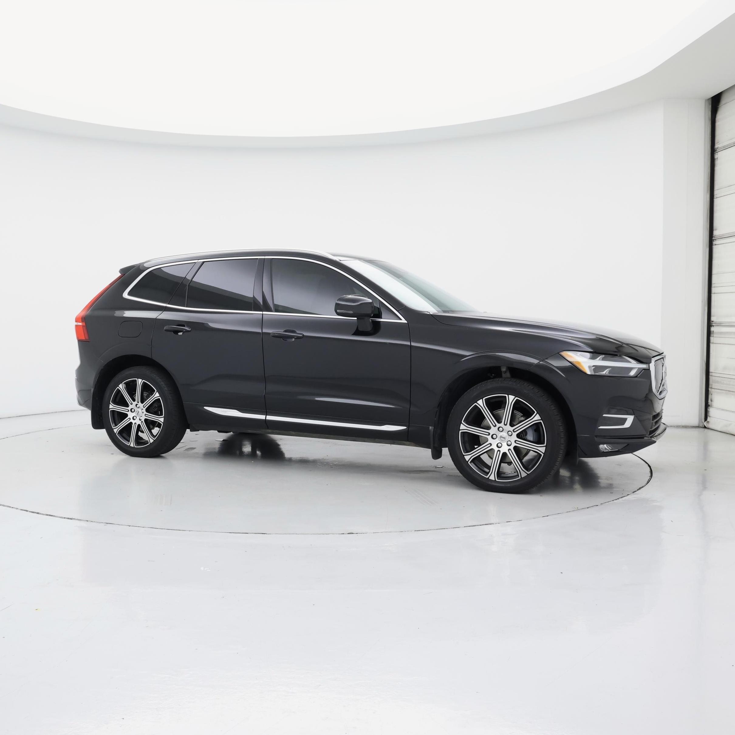 Thumbnail: 2020 Volvo XC60 - 2