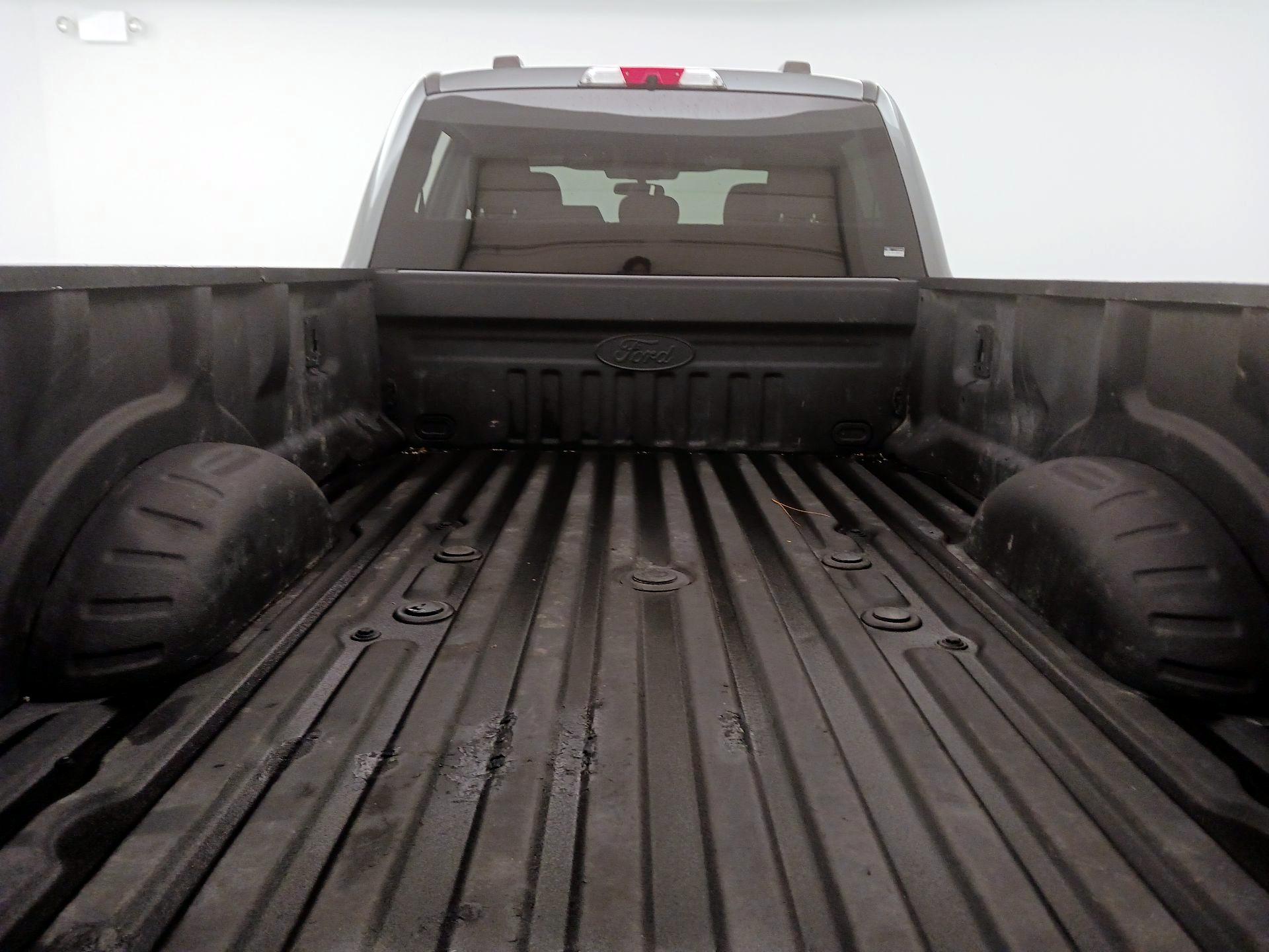Thumbnail: 2022 Ford F-350 - 20