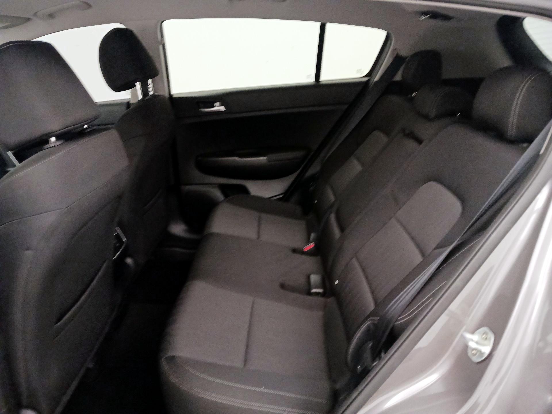 Thumbnail: 2019 Kia Sportage - 19