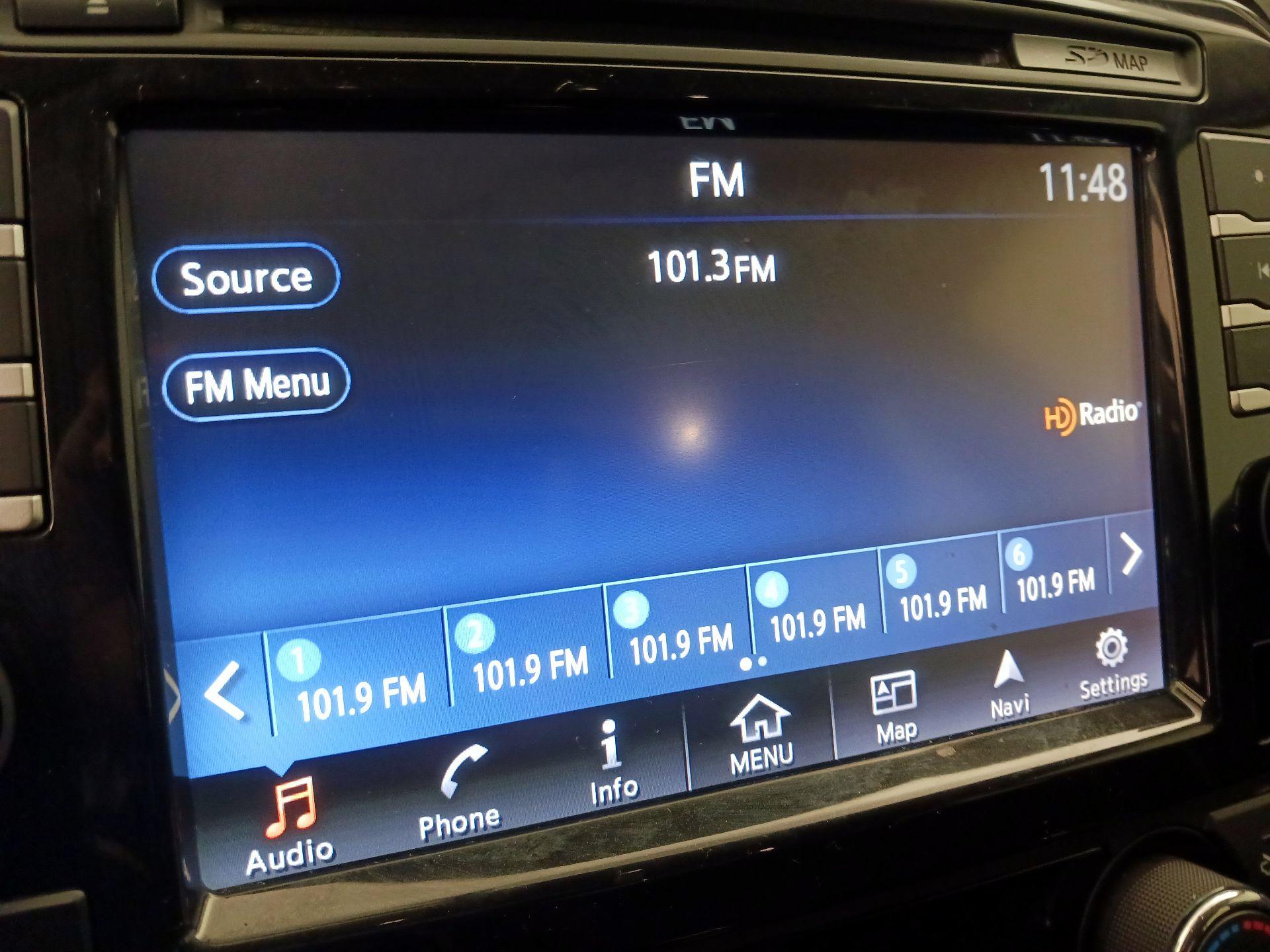Thumbnail: 2017 Nissan Maxima - 16