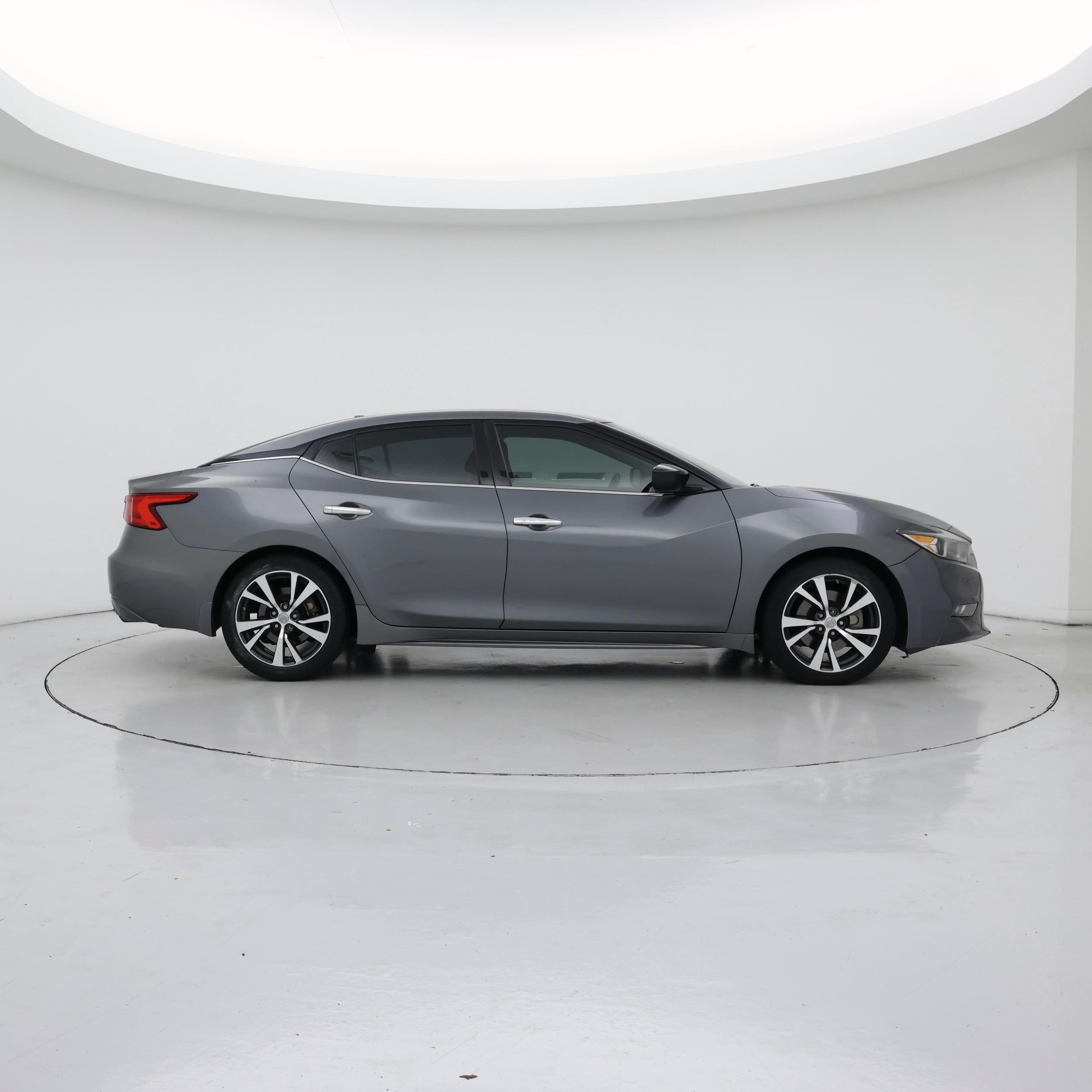 Thumbnail: 2017 Nissan Maxima - 7