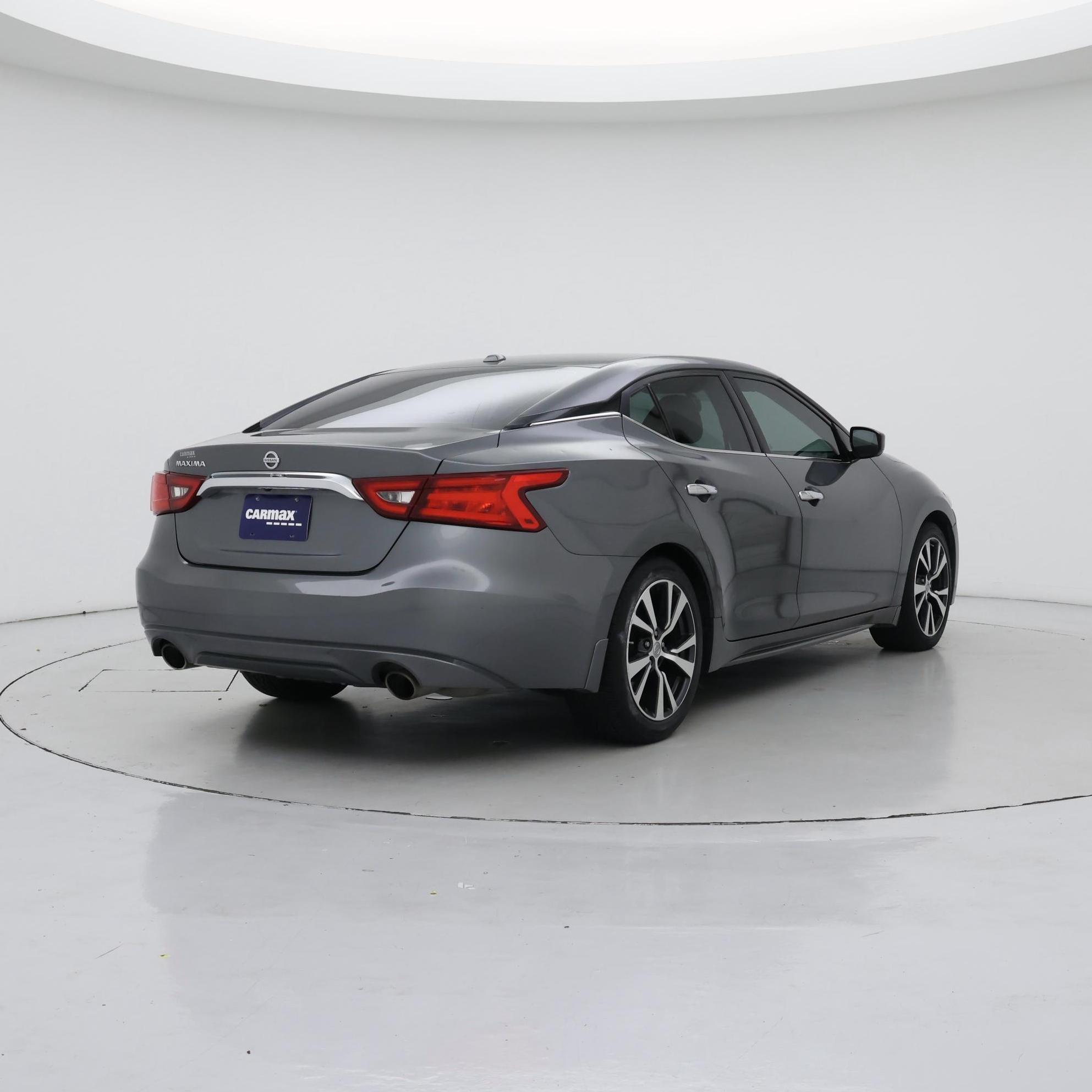 Thumbnail: 2017 Nissan Maxima - 8