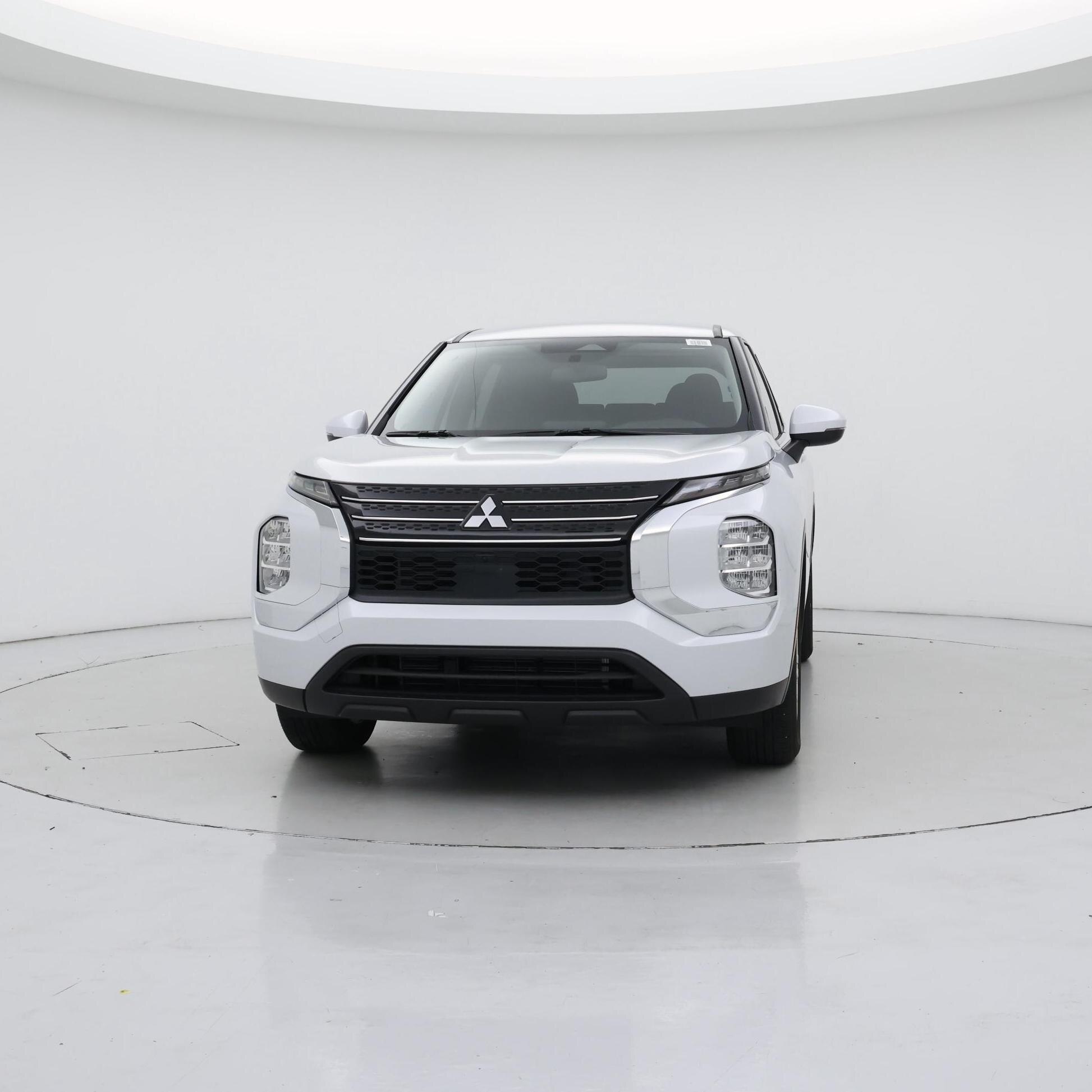 Thumbnail: 2024 Mitsubishi Outlander - 5