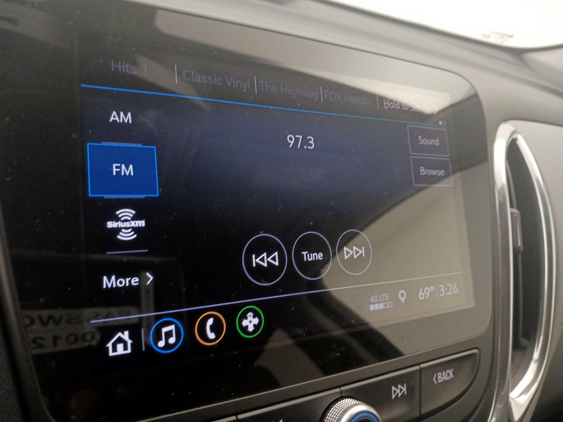 Thumbnail: 2019 Chevrolet Equinox - 15