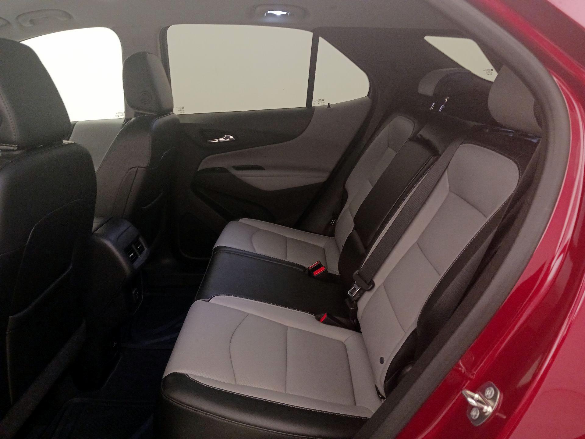 Thumbnail: 2019 Chevrolet Equinox - 19