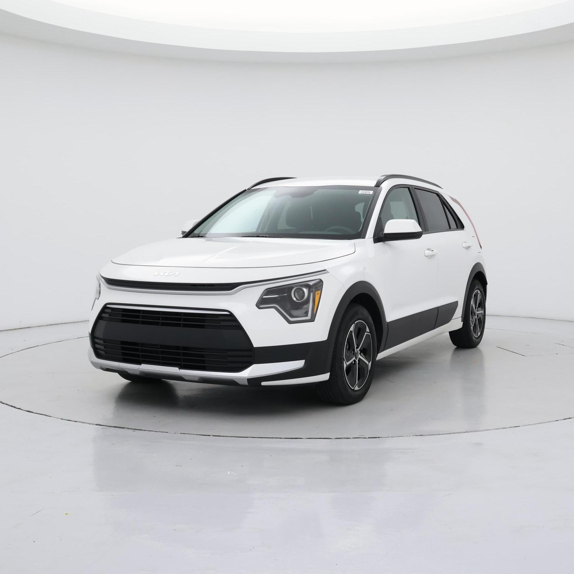 Thumbnail: 2023 Kia Niro - 4