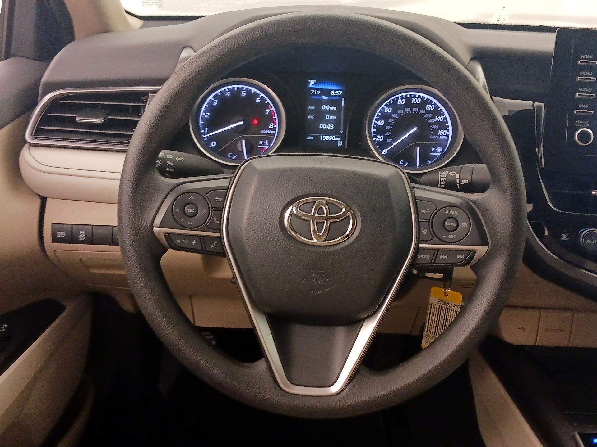 Thumbnail: 2022 Toyota Camry - 10
