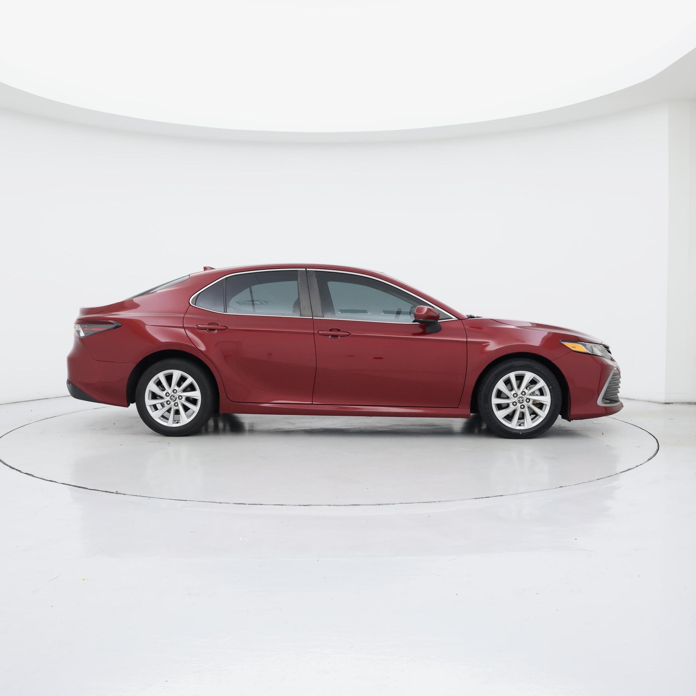 Thumbnail: 2022 Toyota Camry - 7
