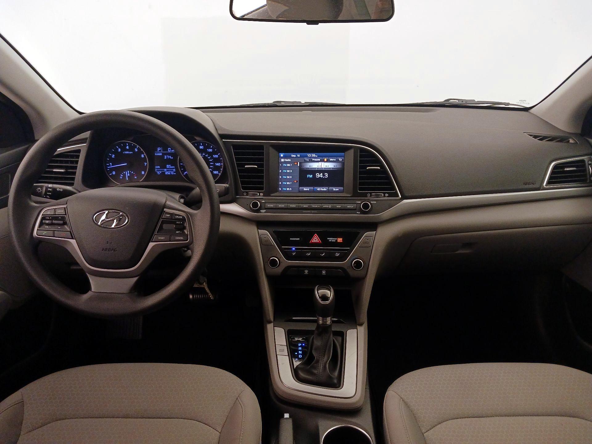 Thumbnail: 2017 Hyundai Elantra - 9