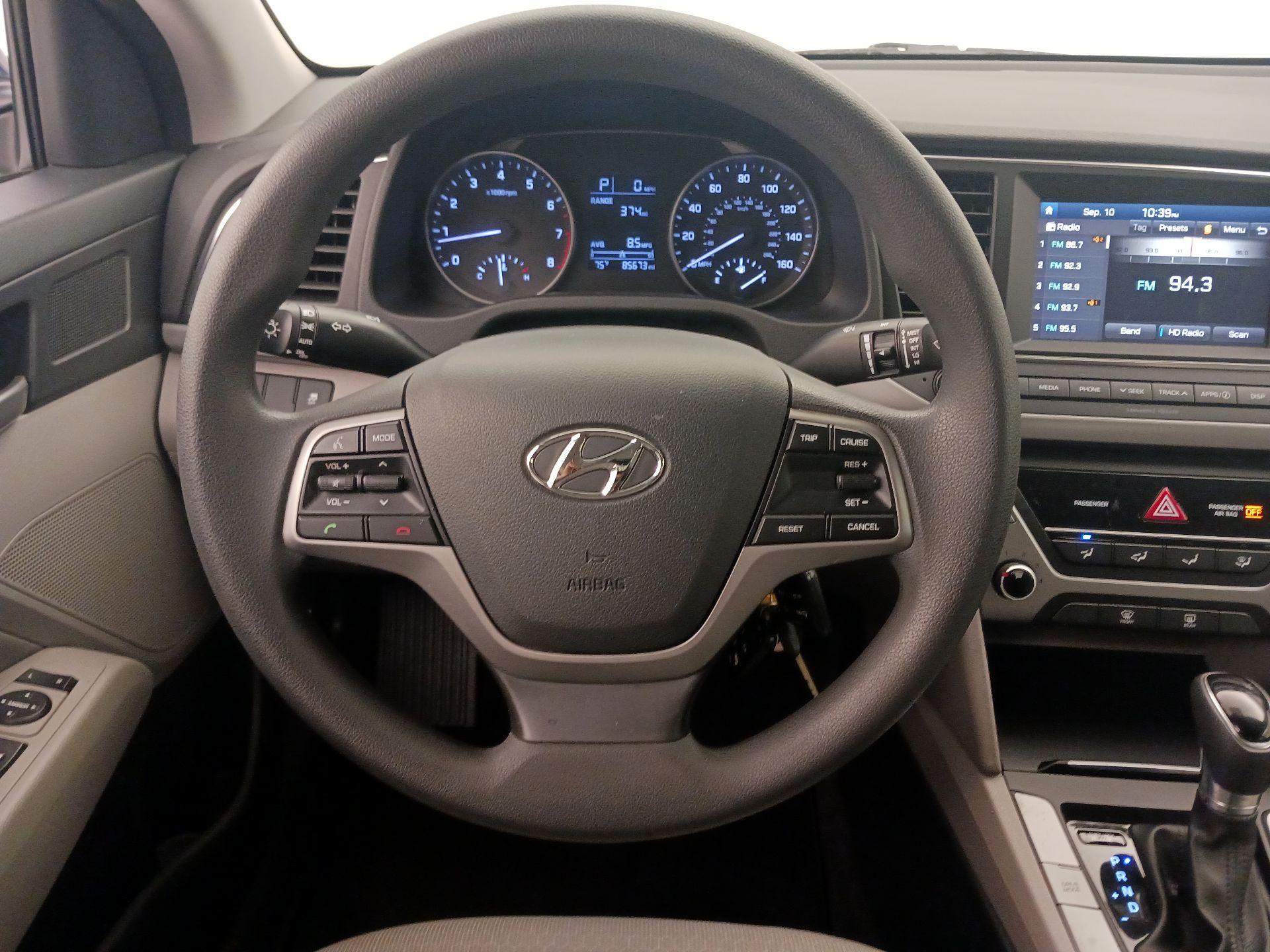 Thumbnail: 2017 Hyundai Elantra - 10