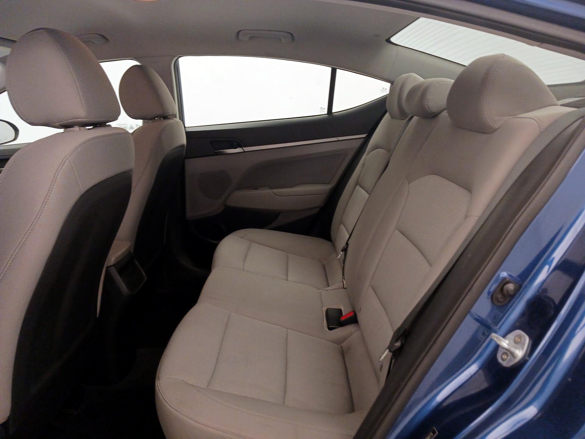 Thumbnail: 2017 Hyundai Elantra - 19