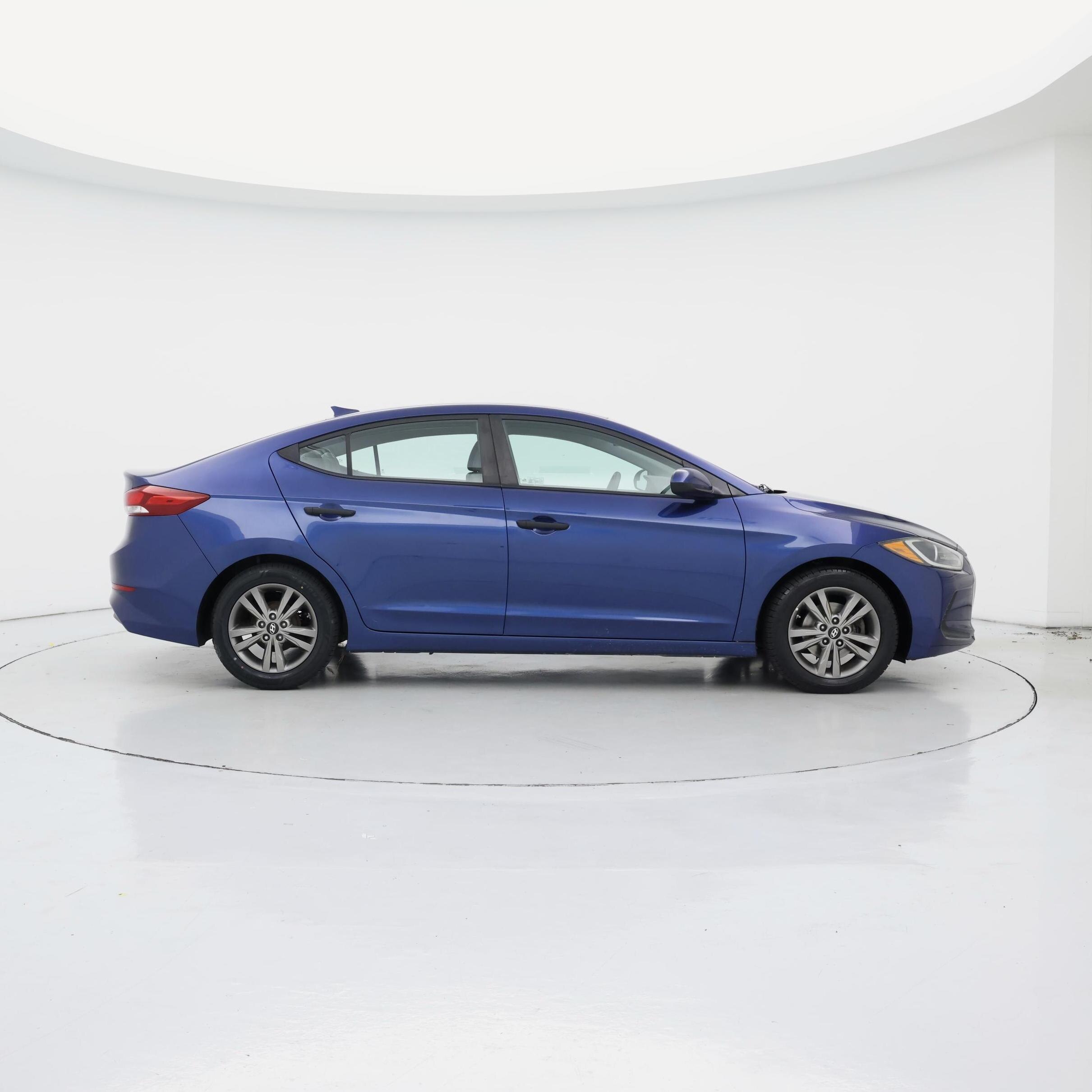 Thumbnail: 2017 Hyundai Elantra - 7