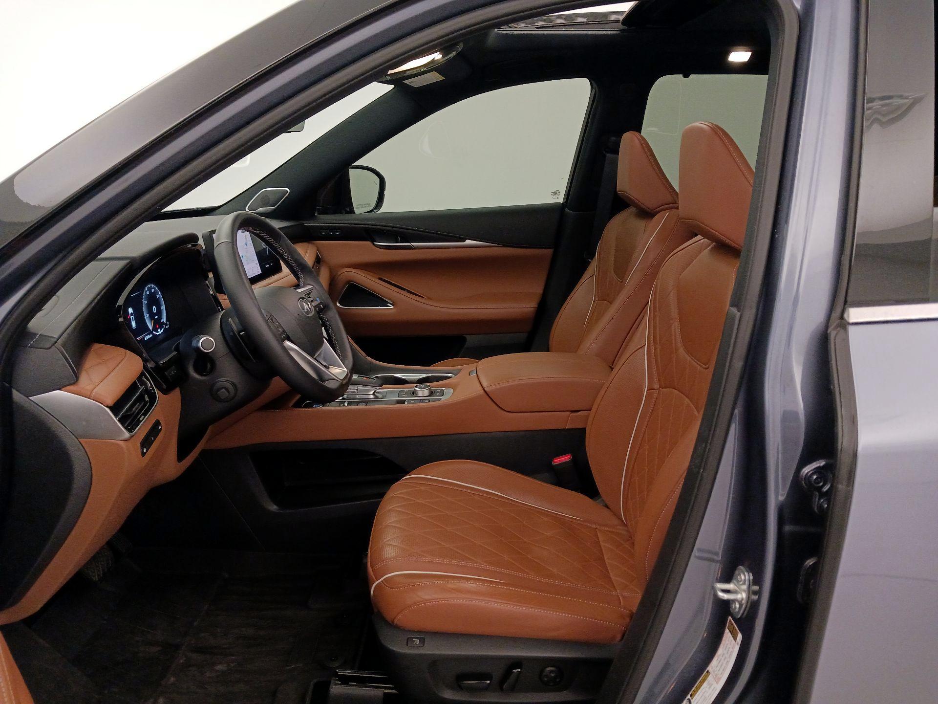 Thumbnail: 2023 INFINITI QX60 - 11