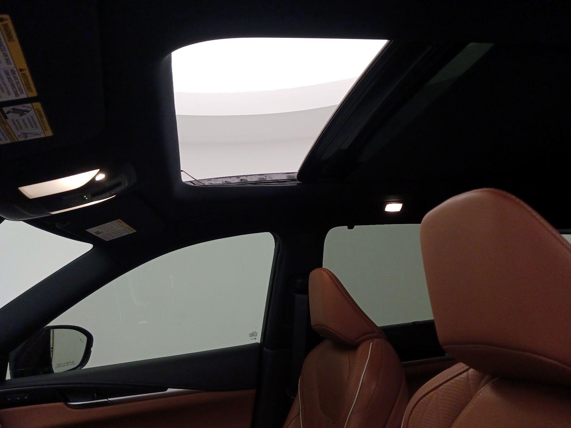 Thumbnail: 2023 INFINITI QX60 - 20