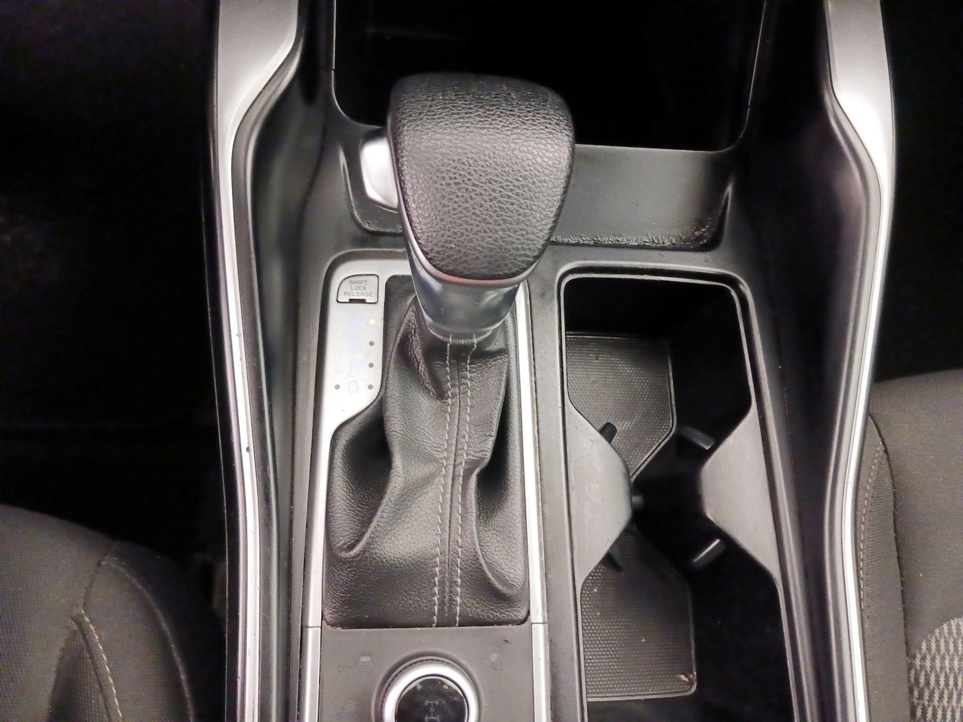 Thumbnail: 2021 Kia Sorento - 17