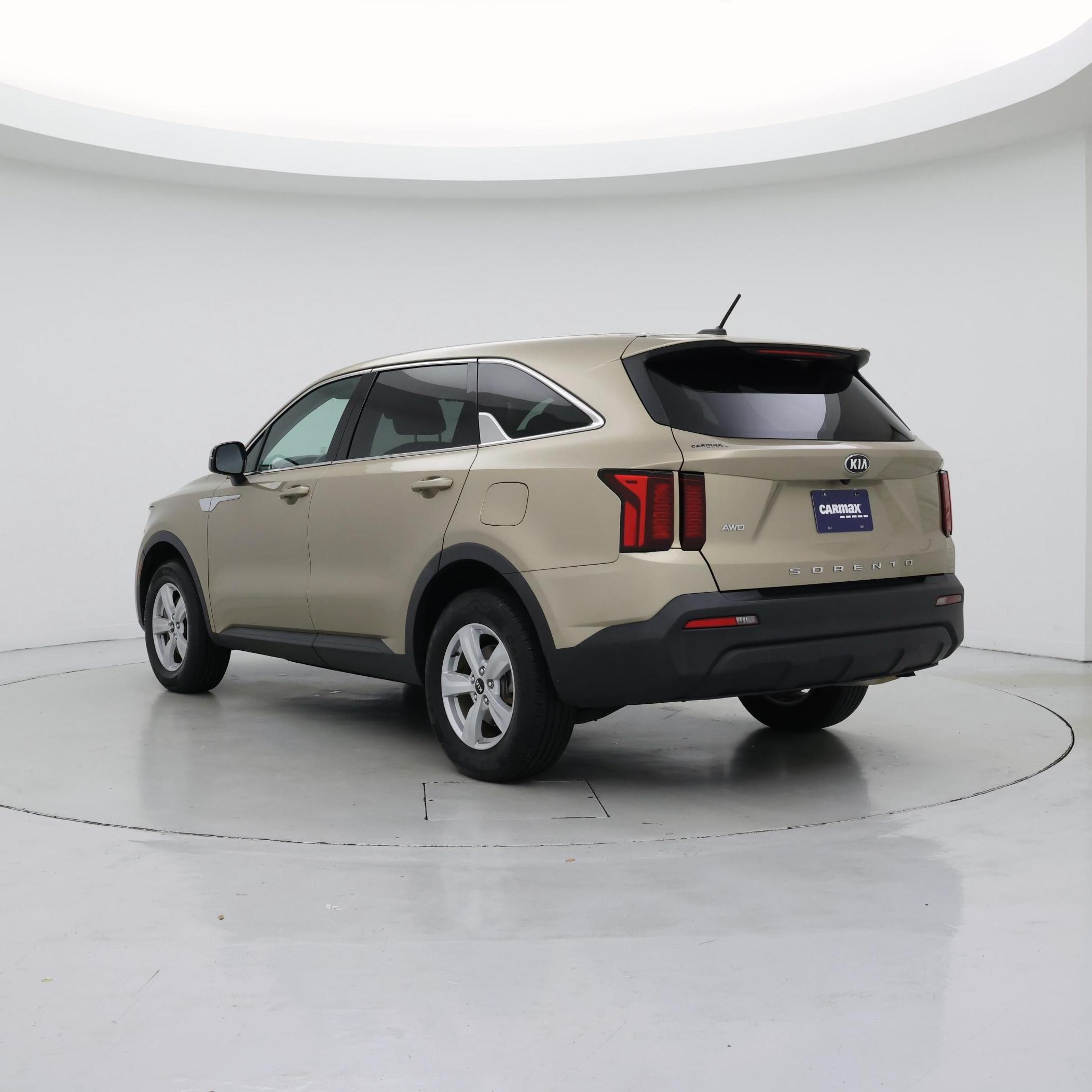 Thumbnail: 2021 Kia Sorento - 2