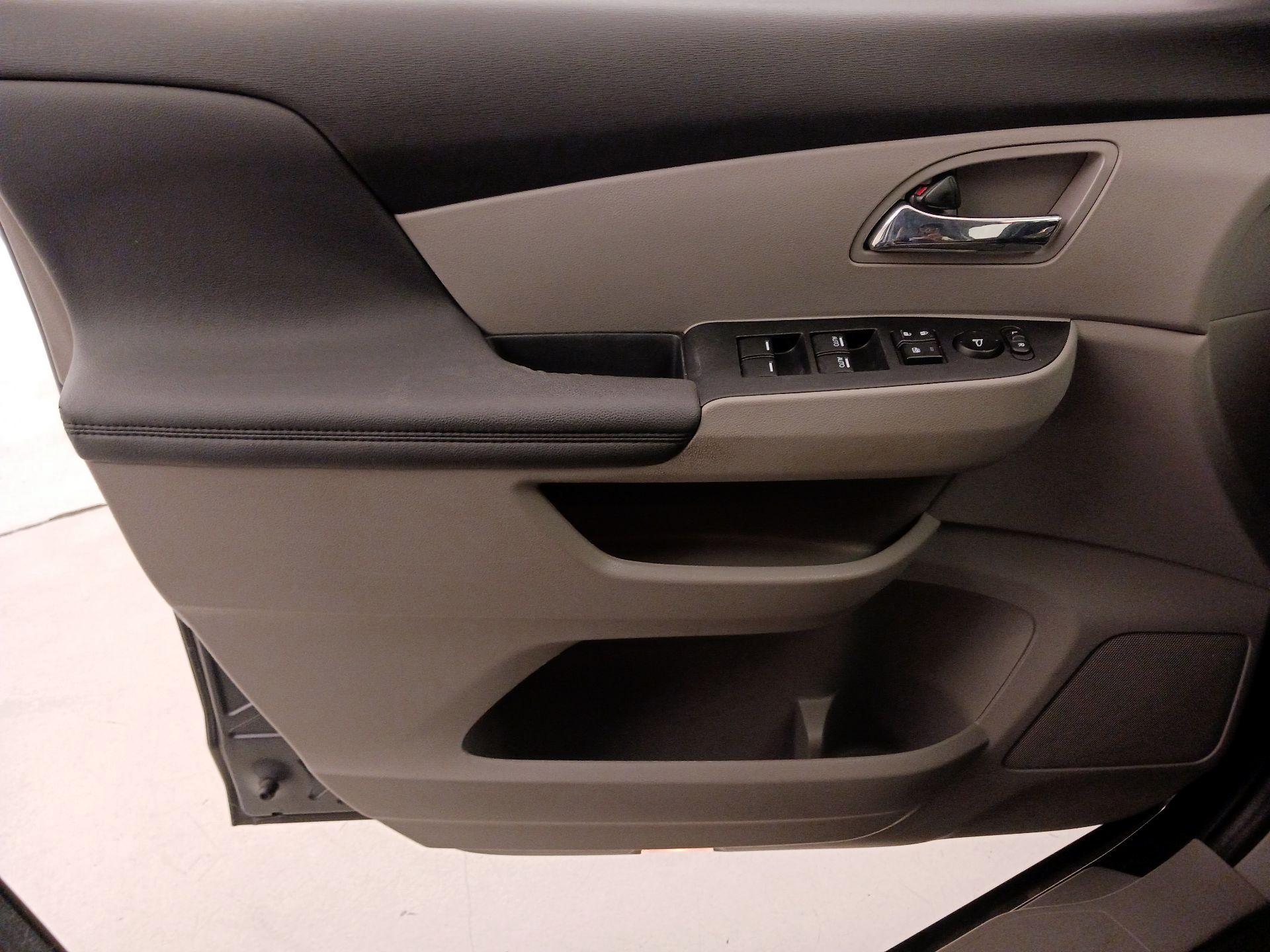 Thumbnail: 2016 Honda Odyssey - 12