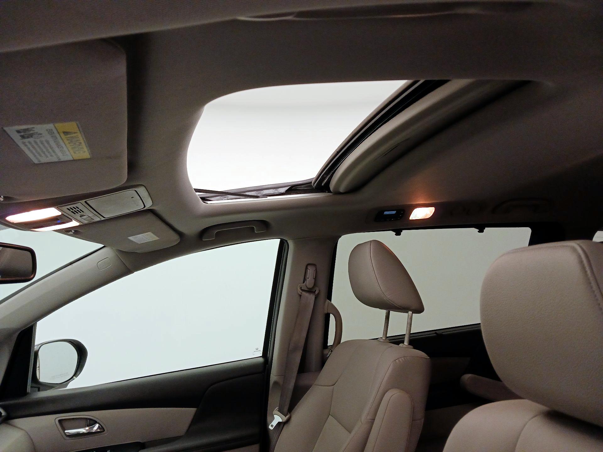 Thumbnail: 2016 Honda Odyssey - 19