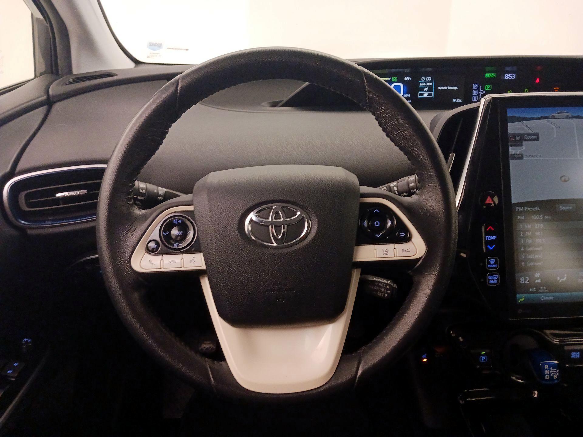Thumbnail: 2018 Toyota Prius - 10