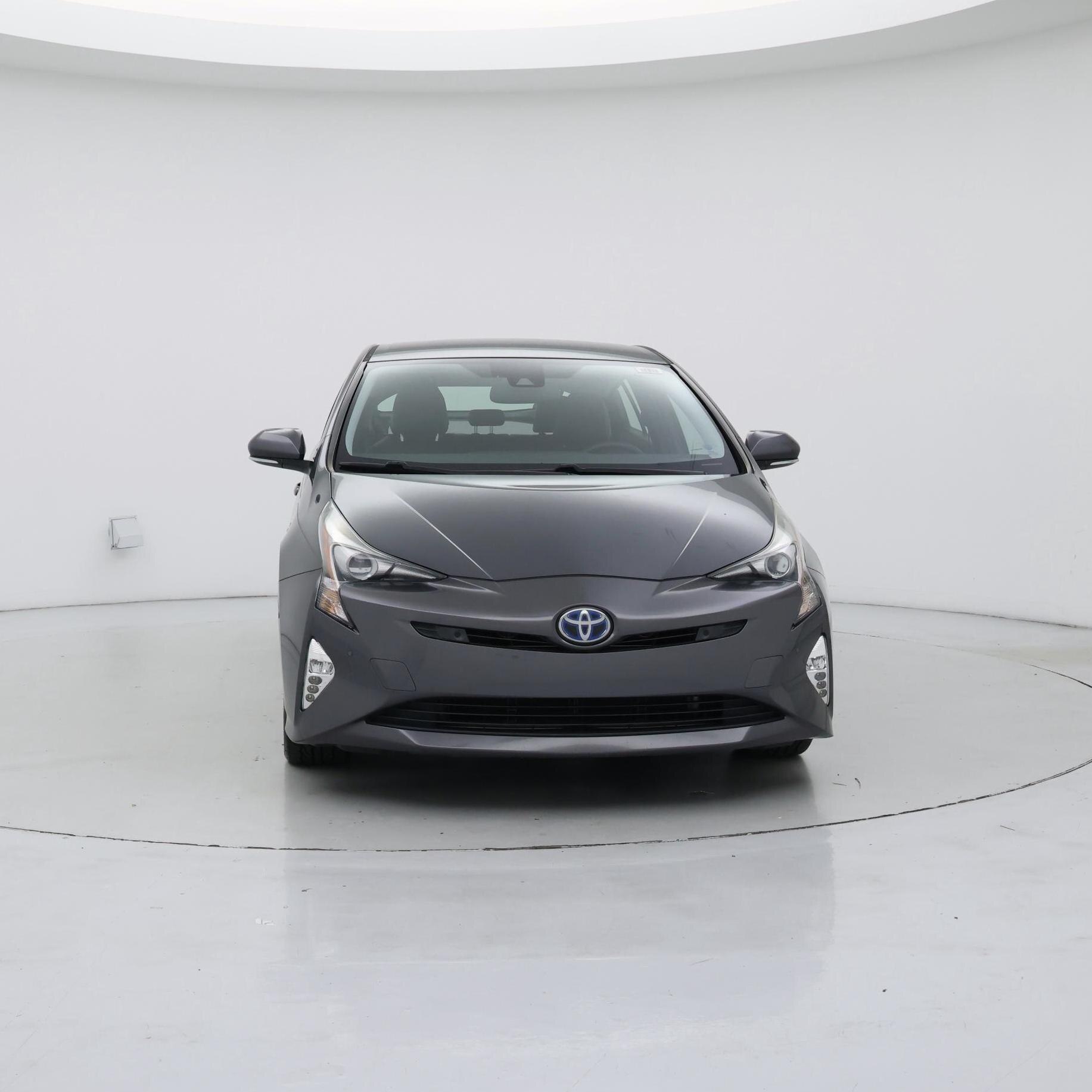 Thumbnail: 2018 Toyota Prius - 5