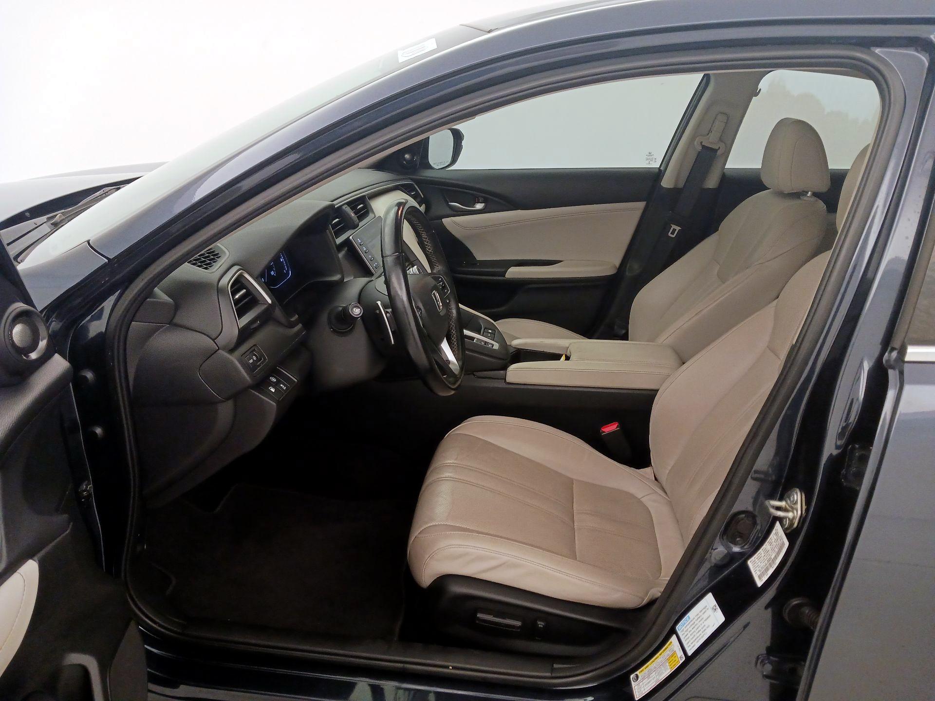 Thumbnail: 2019 Honda Insight - 11