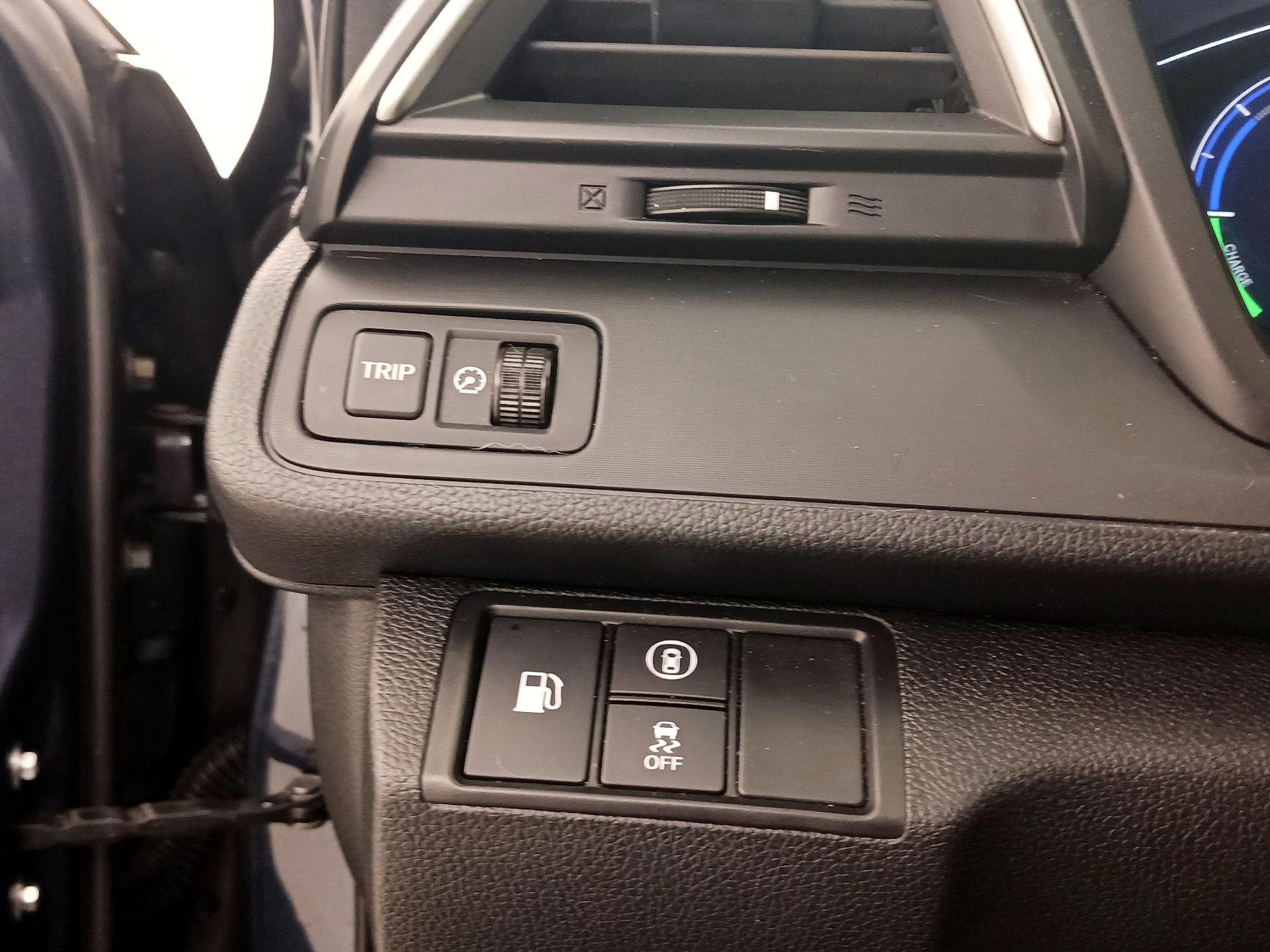 Thumbnail: 2019 Honda Insight - 13