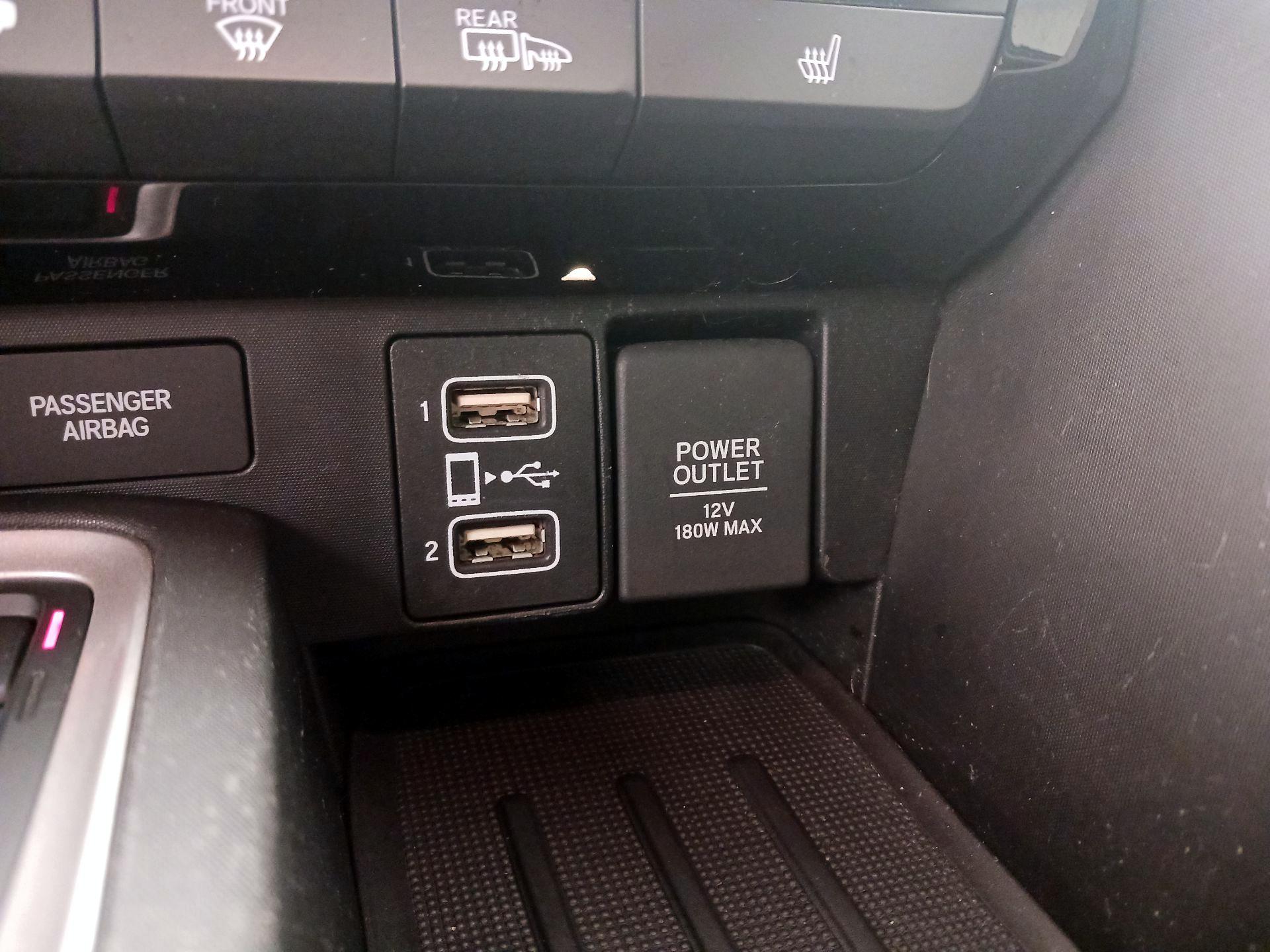 Thumbnail: 2019 Honda Insight - 19