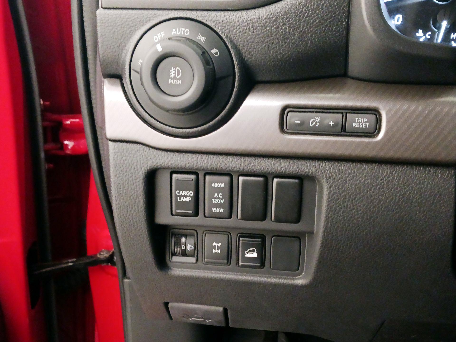 Thumbnail: 2023 Nissan Titan - 13