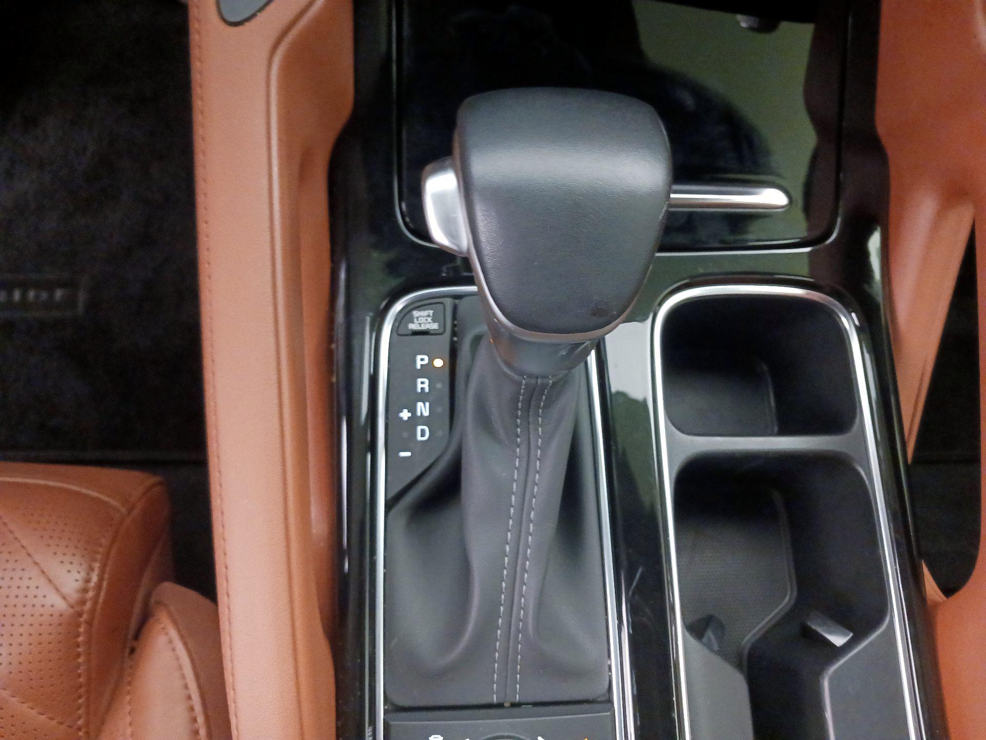 Thumbnail: 2025 Kia Telluride - 18
