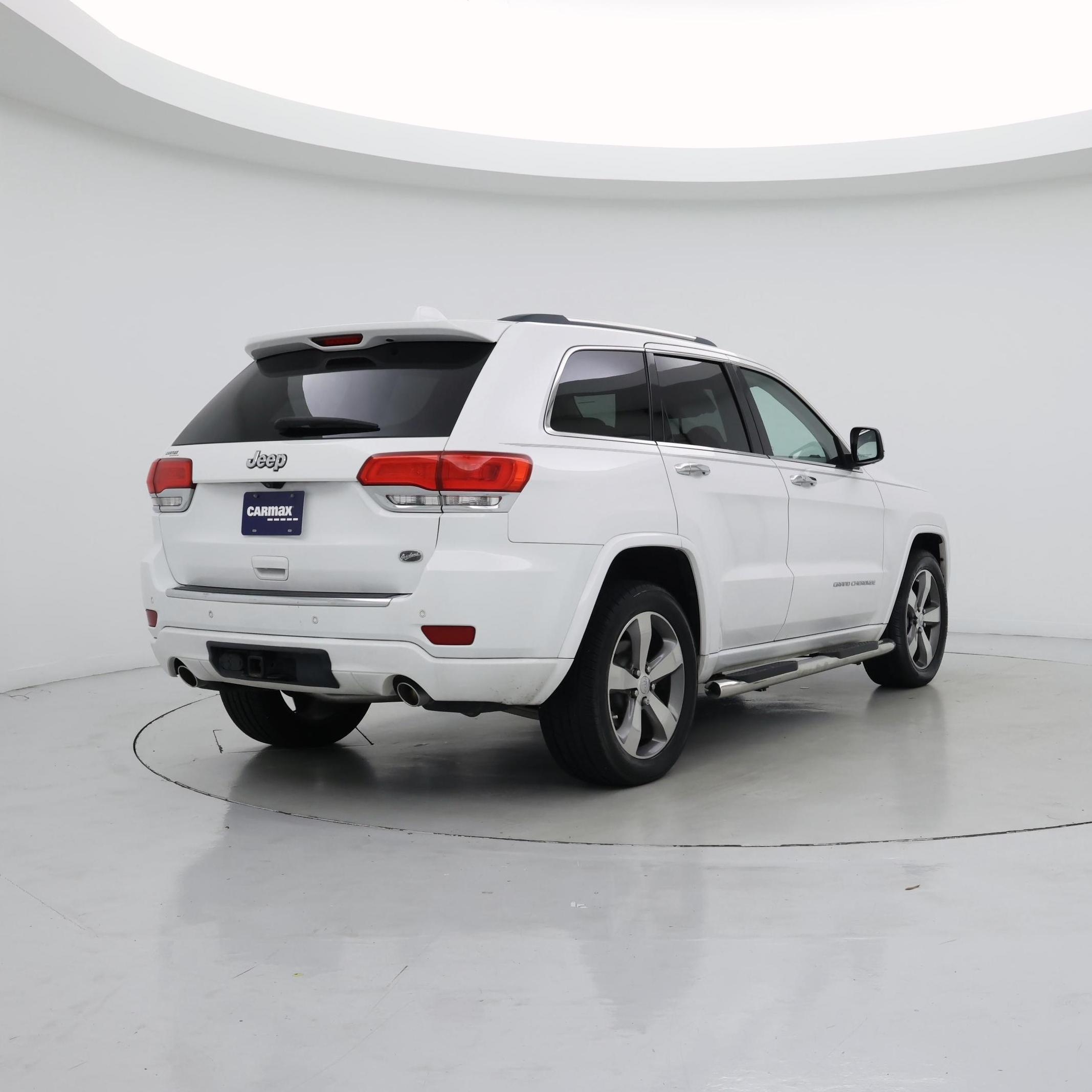 Thumbnail: 2015 Jeep Grand Cherokee - 8
