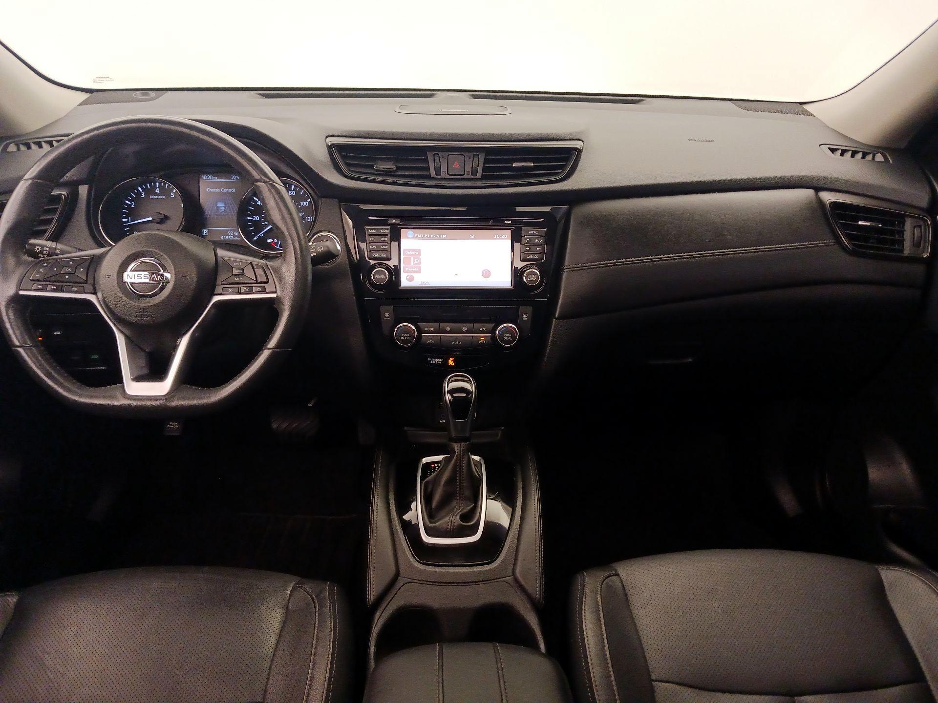 Thumbnail: 2017 Nissan Rogue - 9