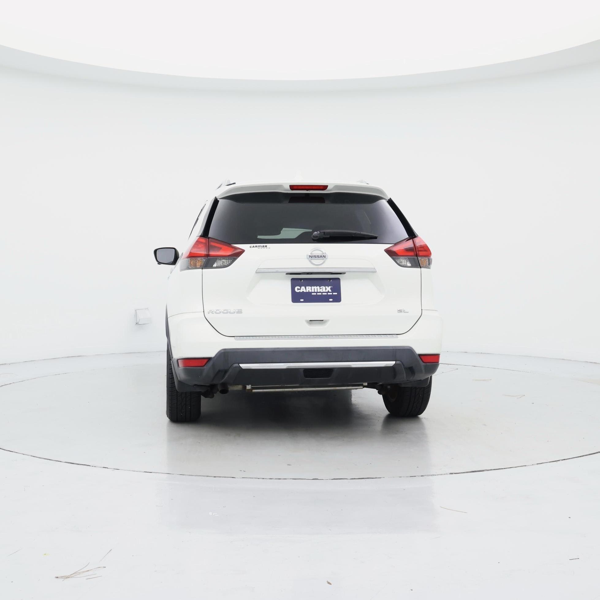 Thumbnail: 2017 Nissan Rogue - 6