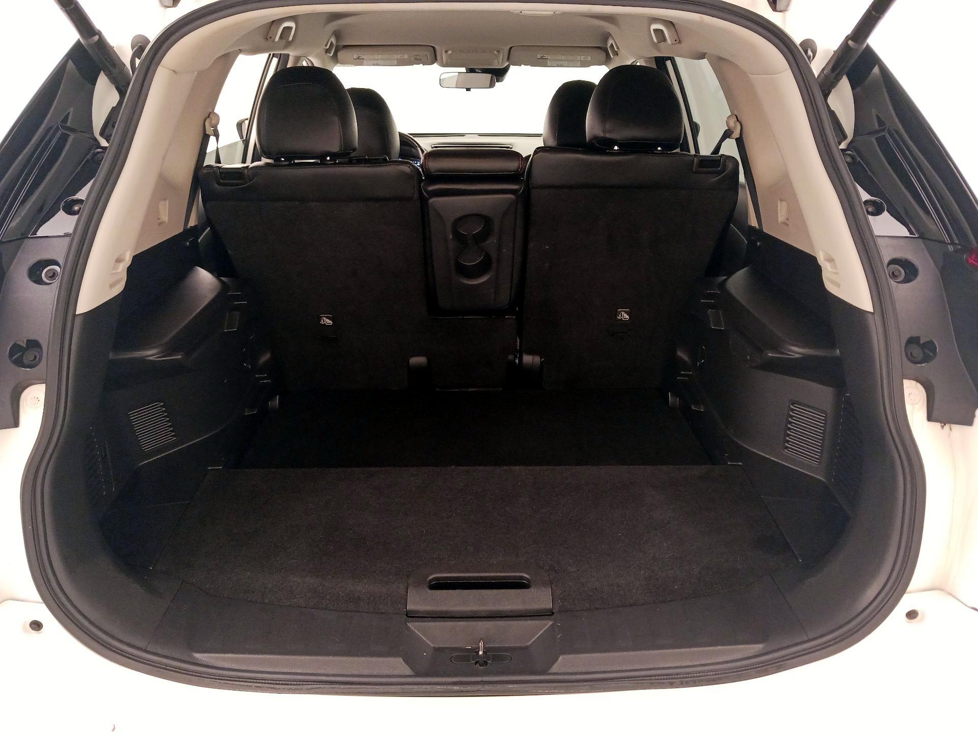 Thumbnail: 2019 Nissan Rogue - 20