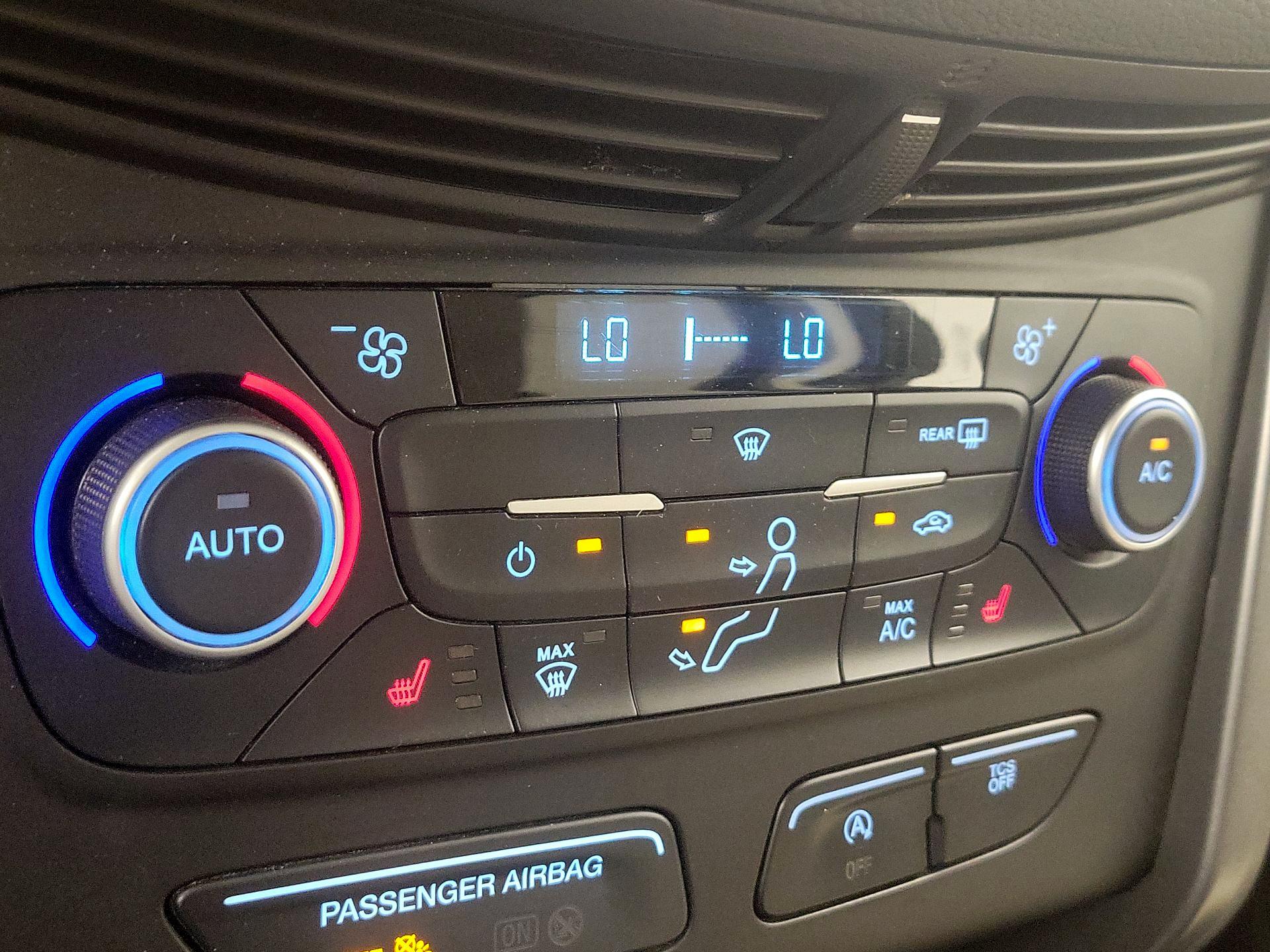 Thumbnail: 2019 Ford Escape - 16