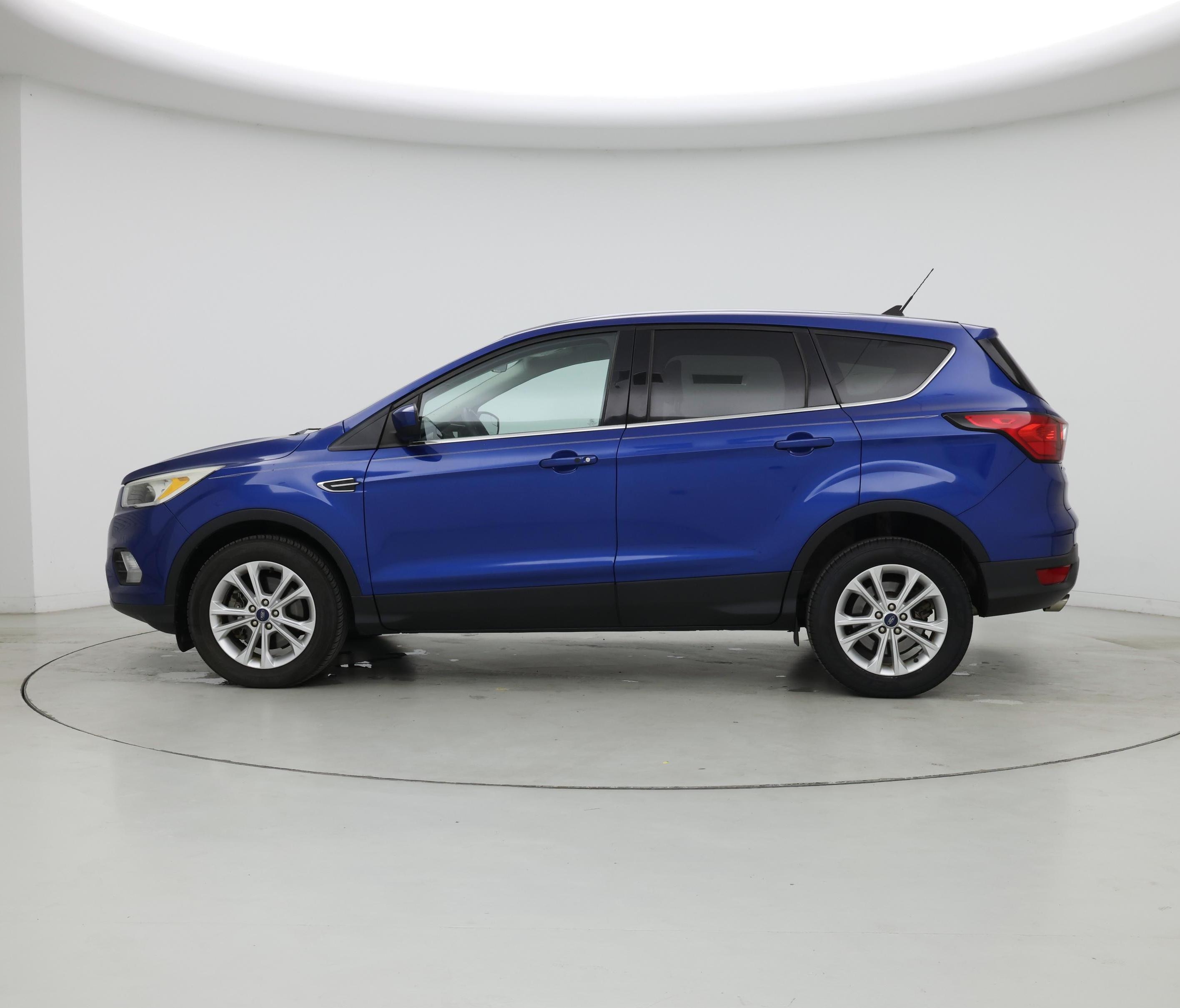 Thumbnail: 2019 Ford Escape - 3
