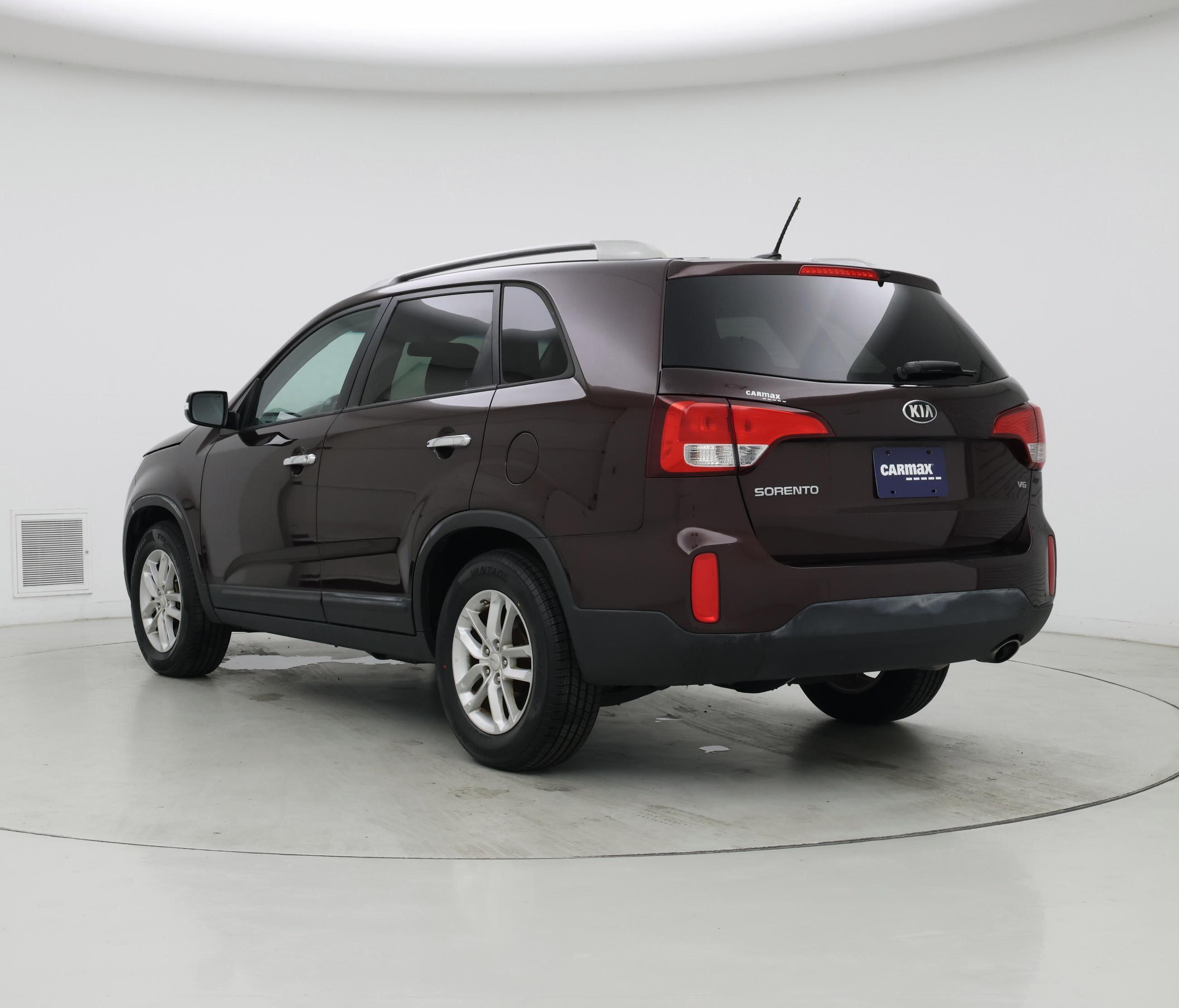 Thumbnail: 2015 Kia Sorento - 2