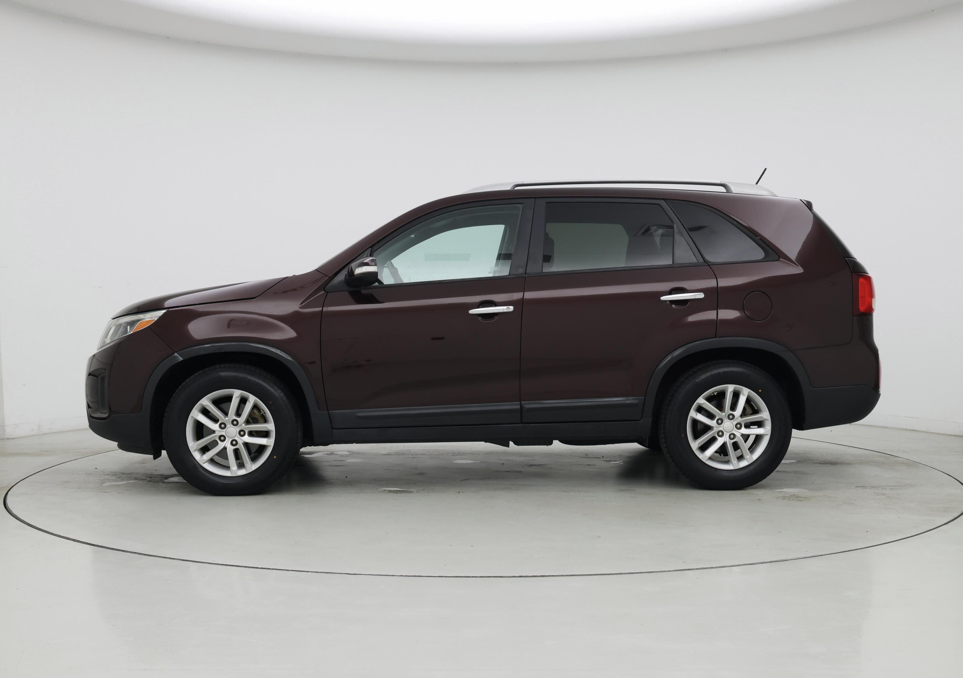 Thumbnail: 2015 Kia Sorento - 3