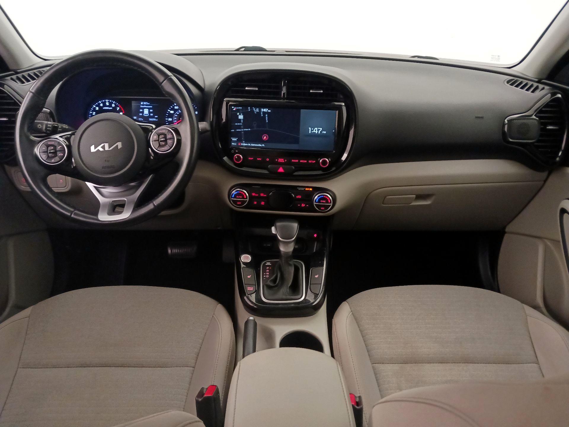 Thumbnail: 2022 Kia Soul - 9