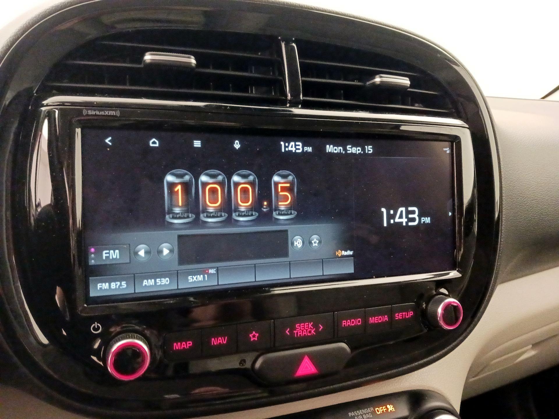Thumbnail: 2022 Kia Soul - 16