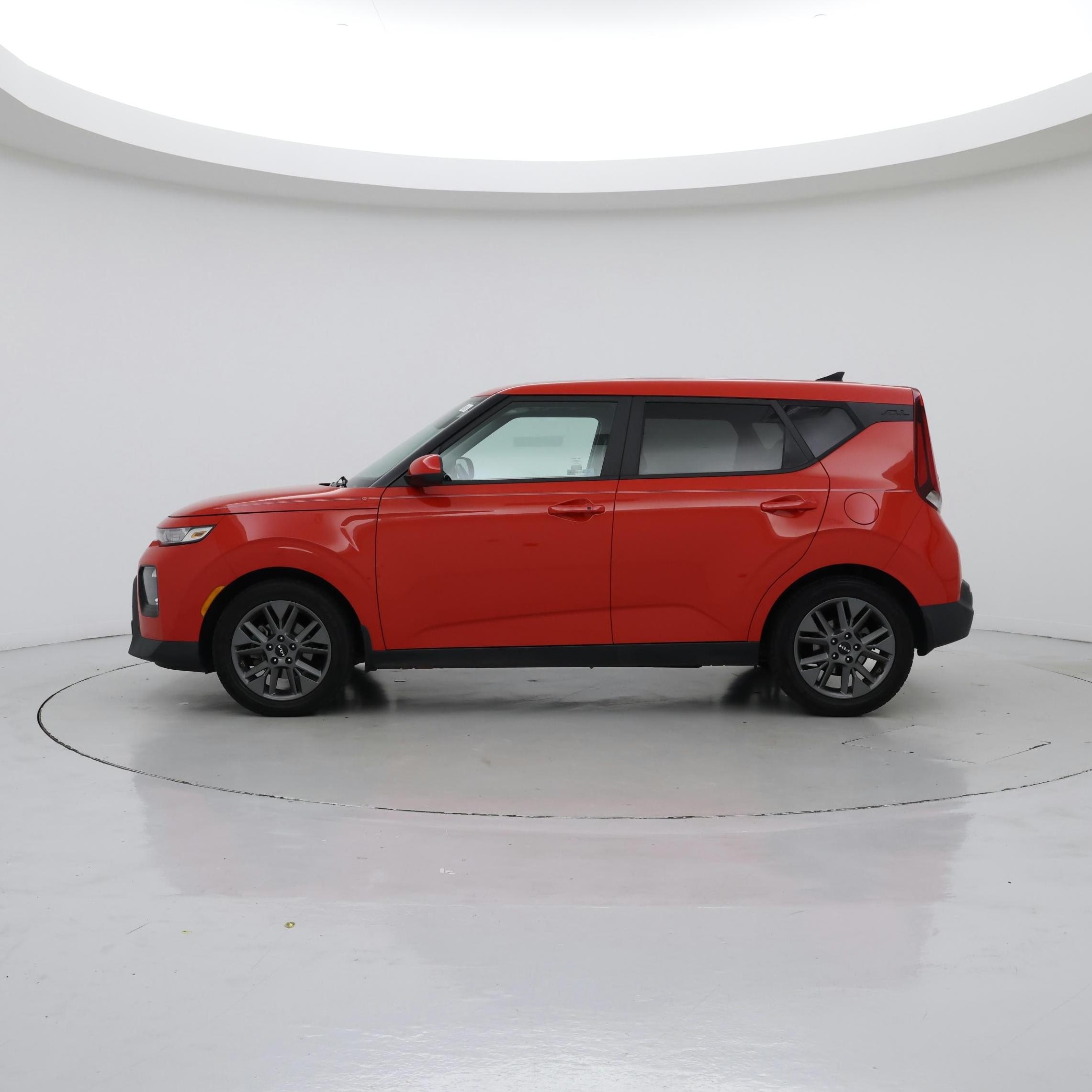Thumbnail: 2022 Kia Soul - 3
