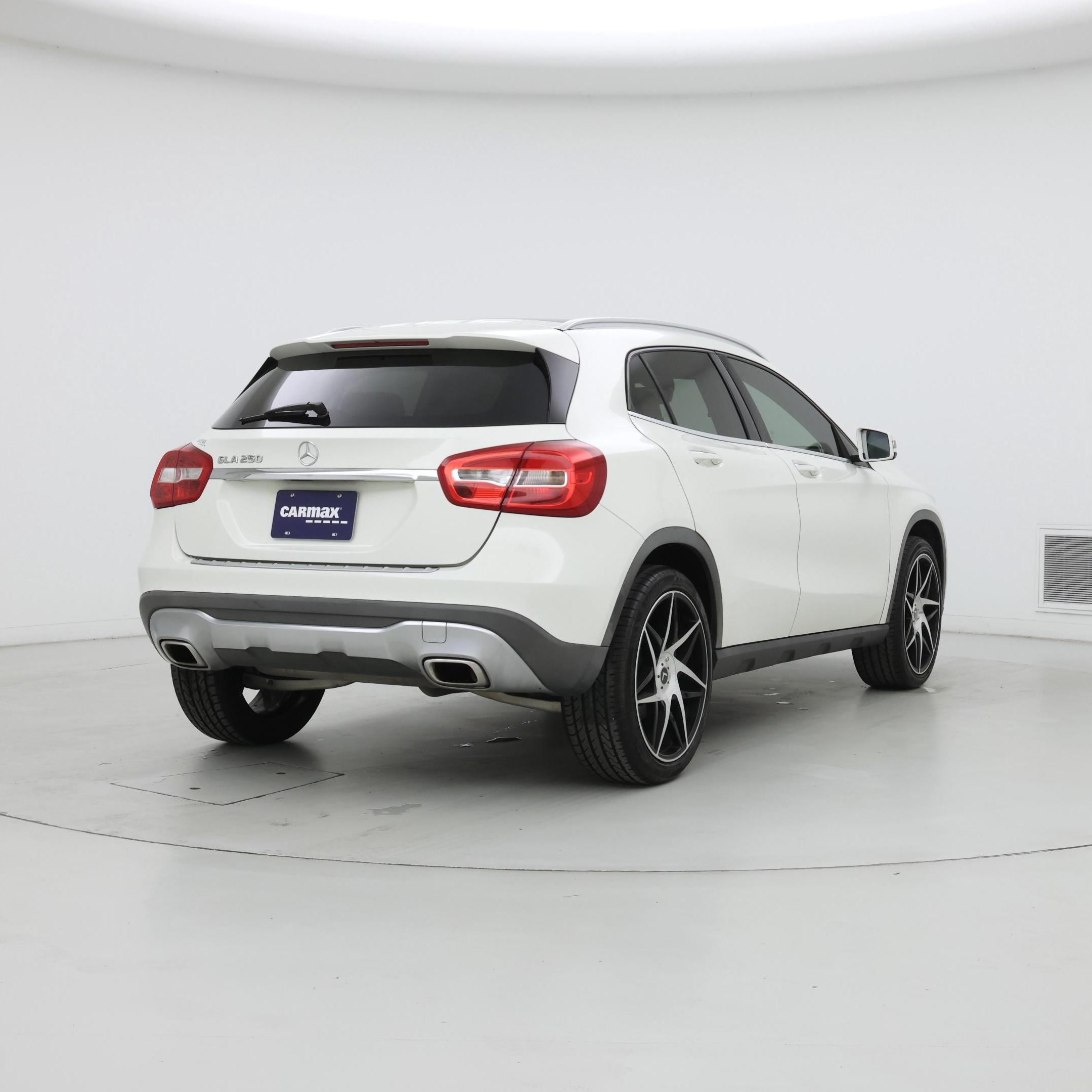 Thumbnail: 2018 Mercedes-Benz GLA - 8