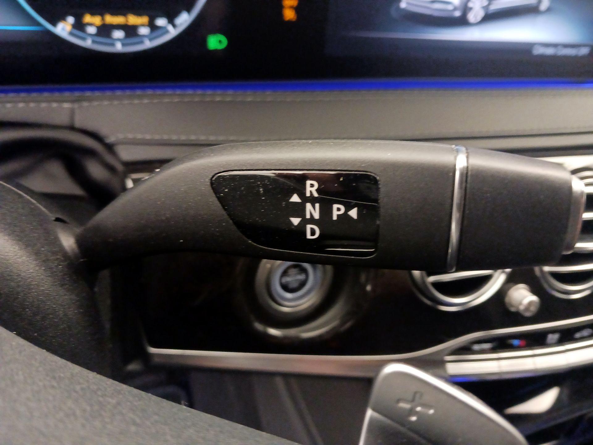 Thumbnail: 2020 Mercedes-Benz S-Class - 18