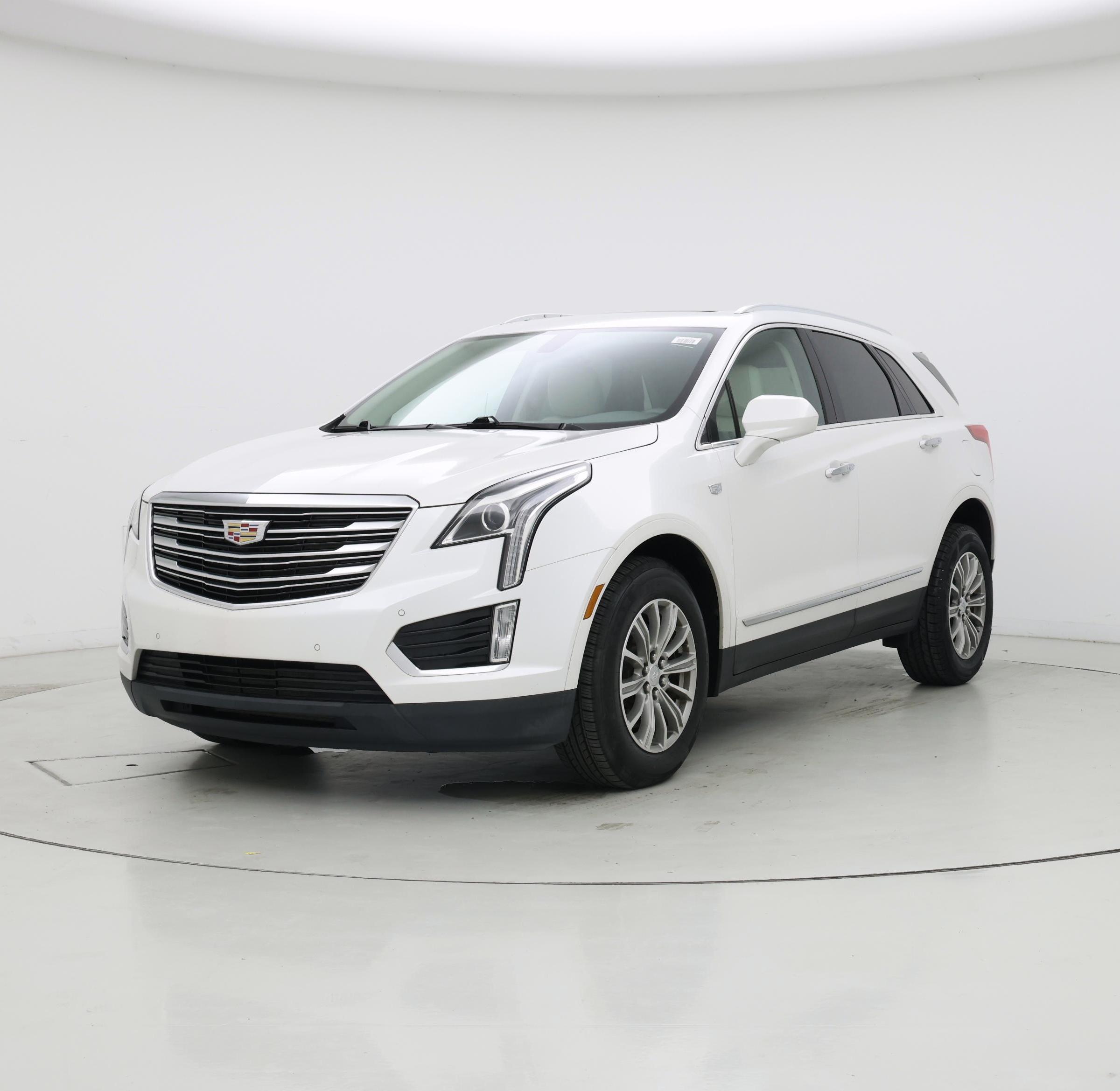 Thumbnail: 2017 Cadillac XT5 - 4