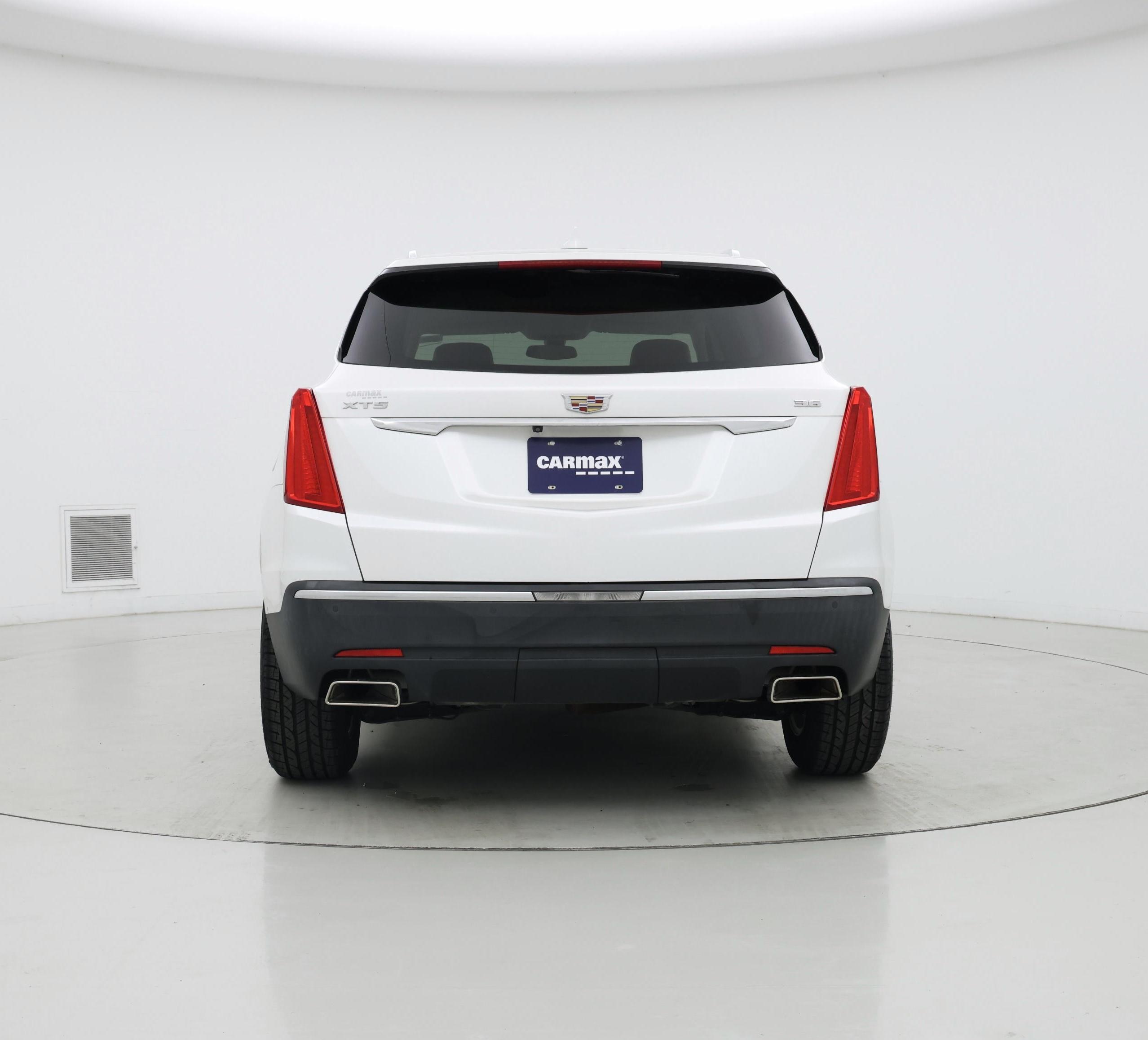Thumbnail: 2017 Cadillac XT5 - 6