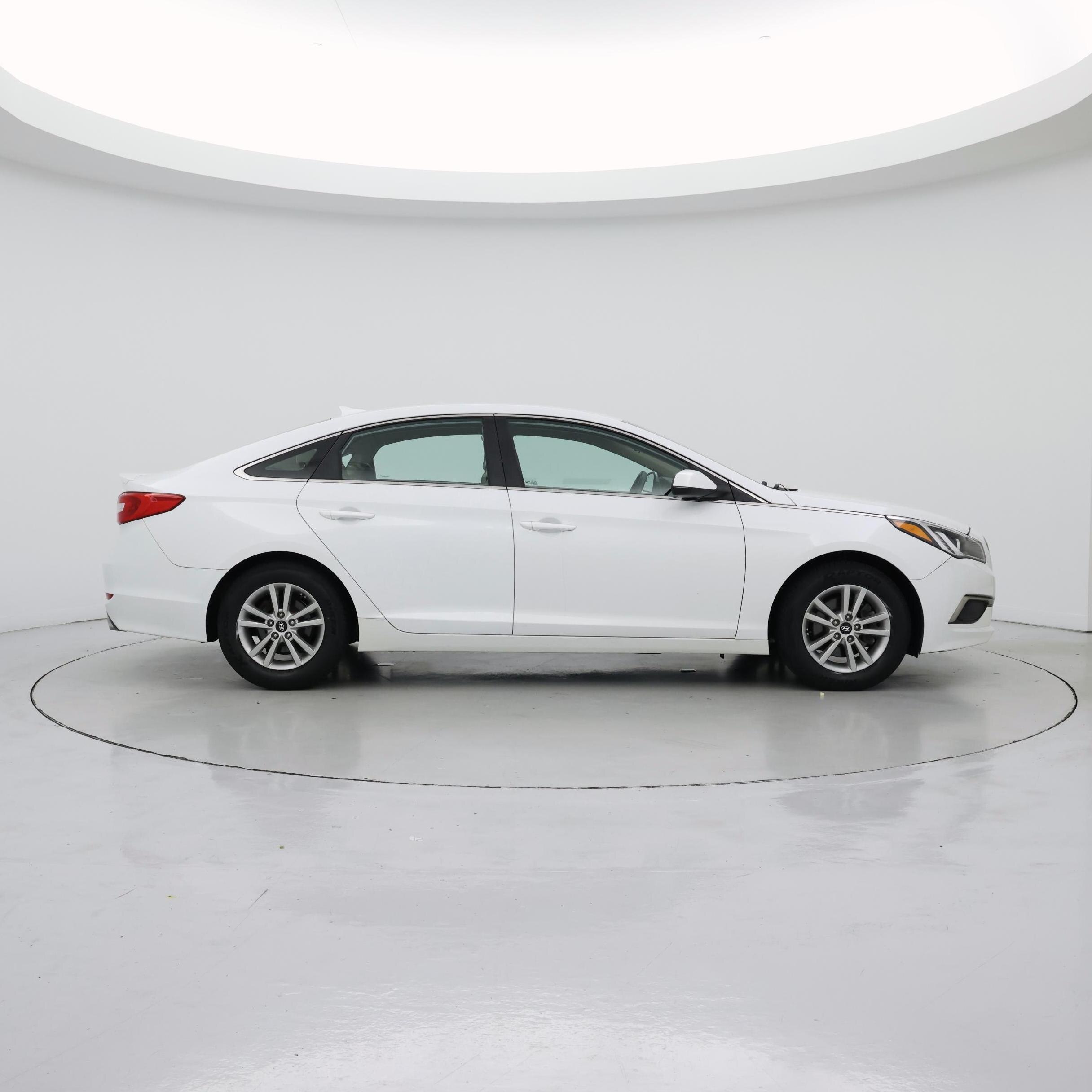 Thumbnail: 2017 Hyundai Sonata - 7