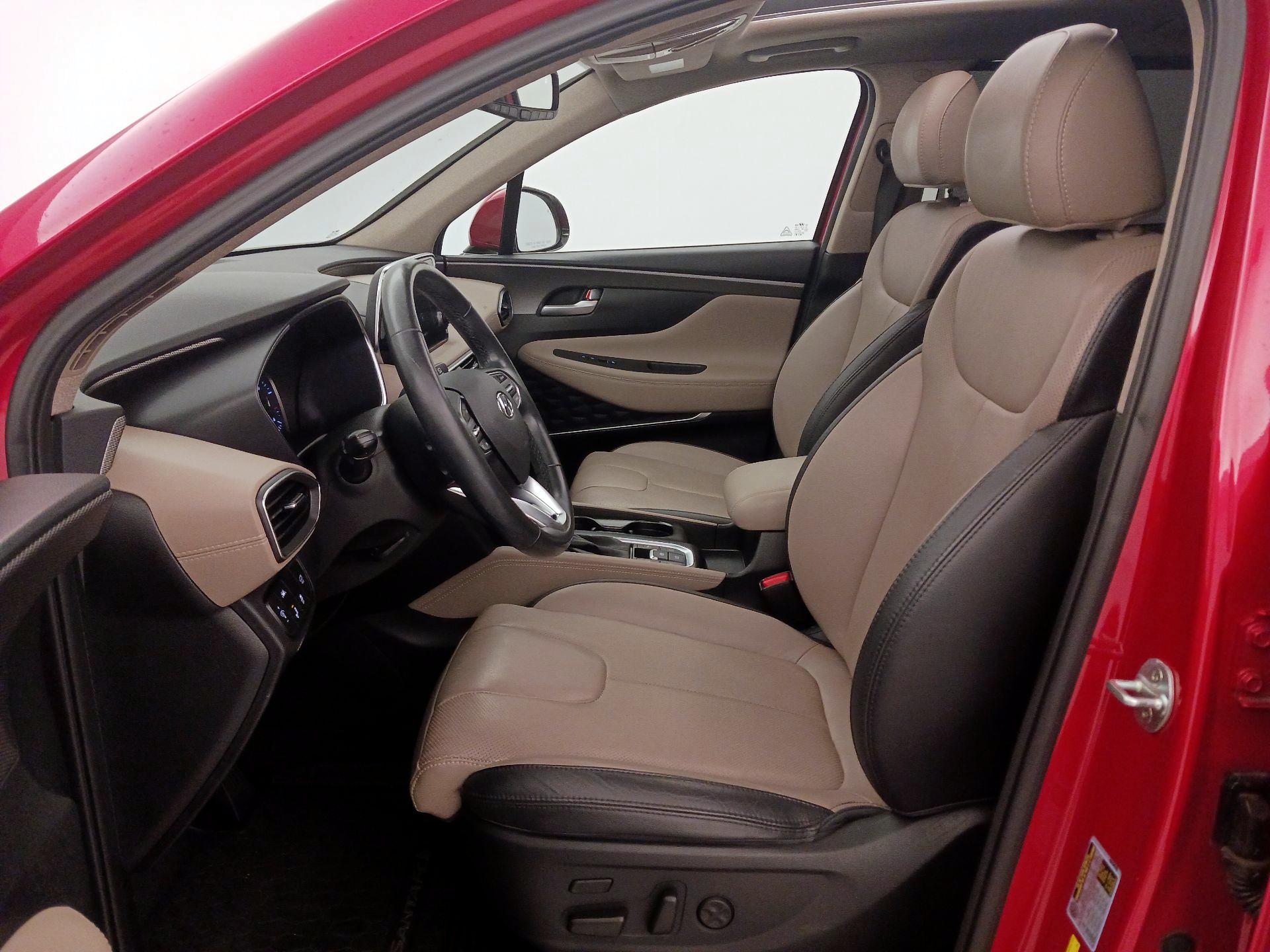 Thumbnail: 2020 Hyundai Santa Fe - 11