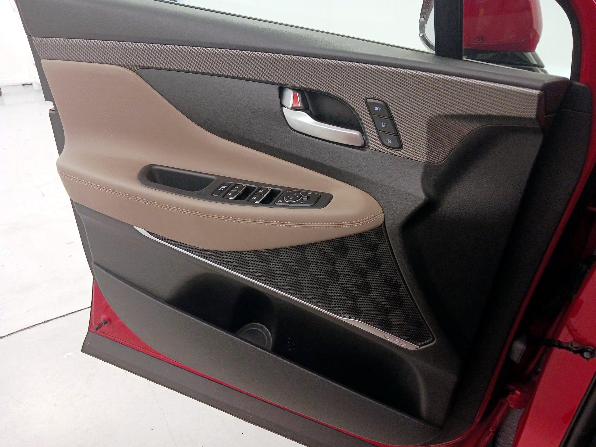 Thumbnail: 2020 Hyundai Santa Fe - 12