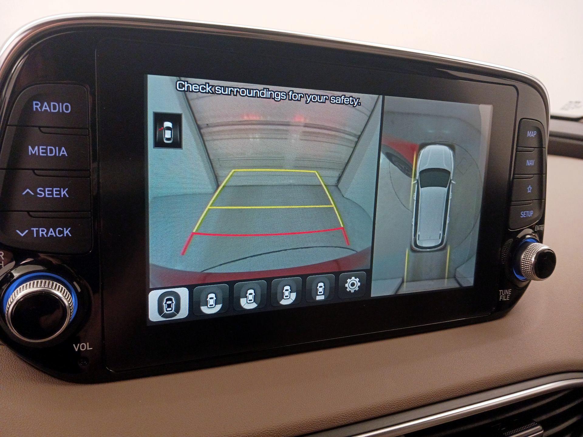 Thumbnail: 2020 Hyundai Santa Fe - 15