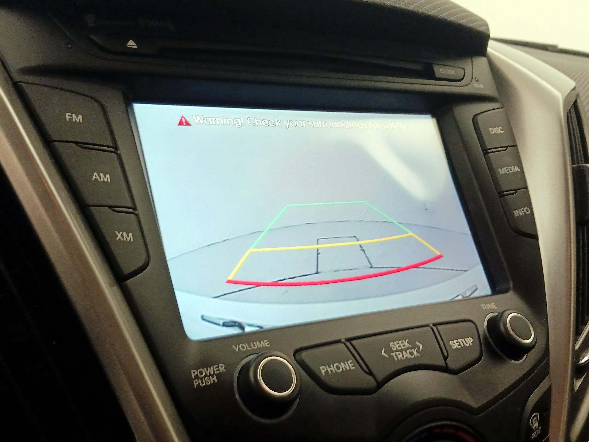 Thumbnail: 2015 Hyundai Veloster - 14