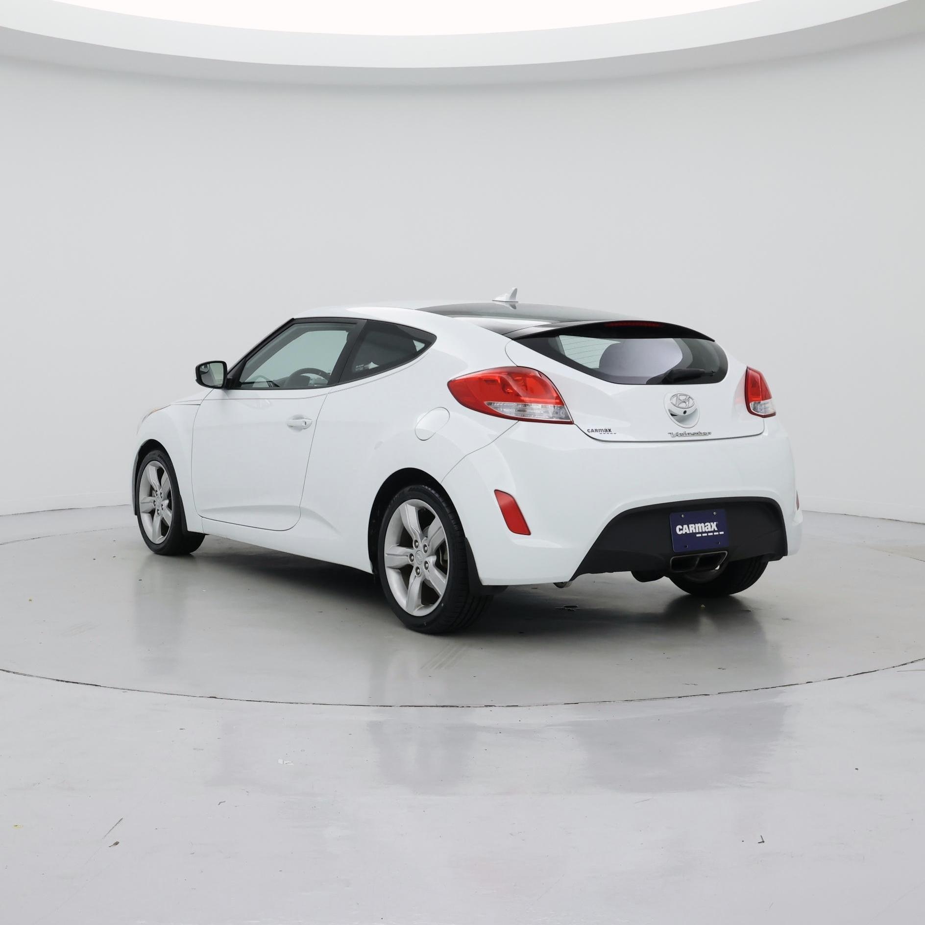Thumbnail: 2015 Hyundai Veloster - 2